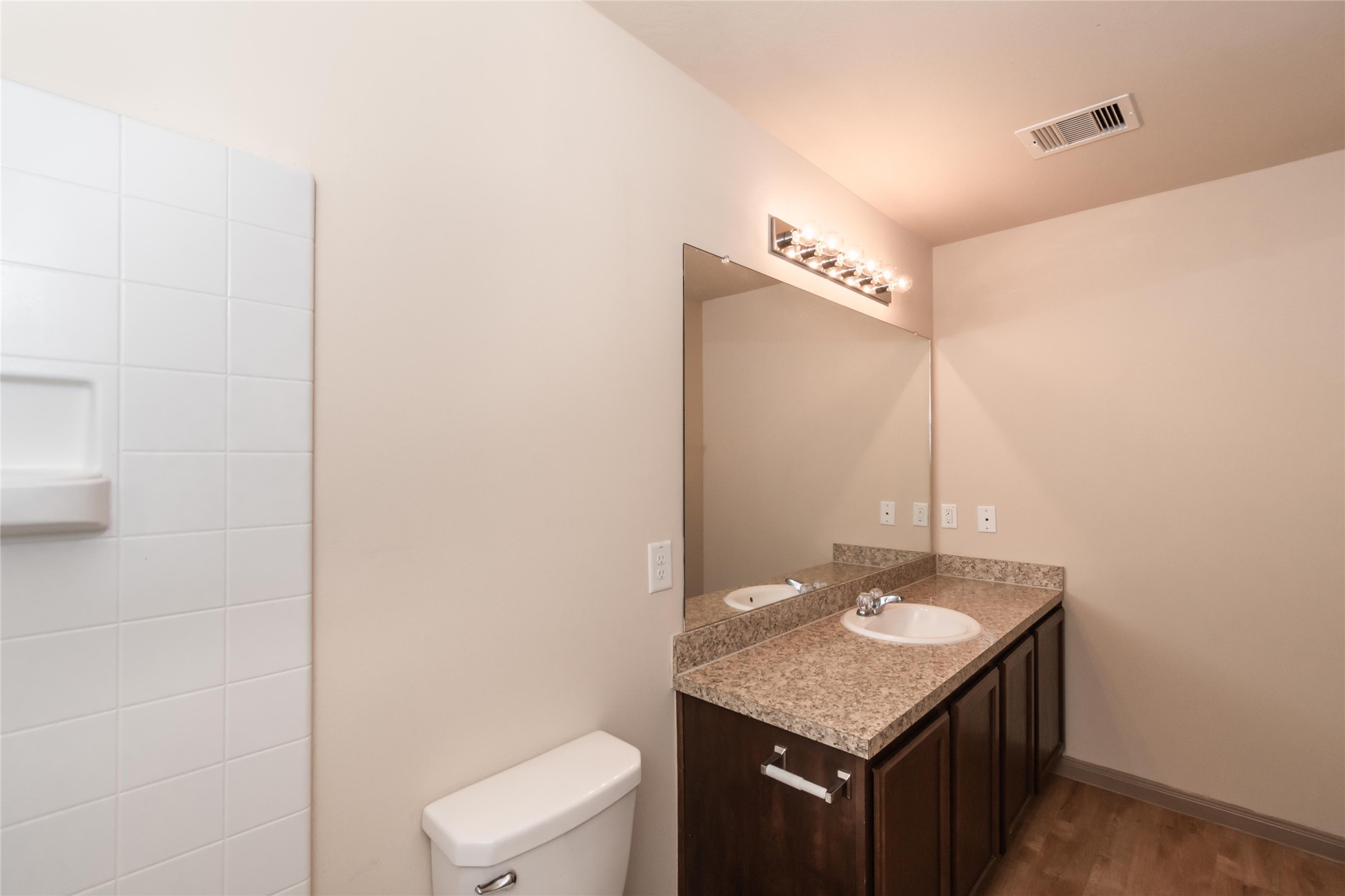 5722 Long Arbor Drive Property Photo 8