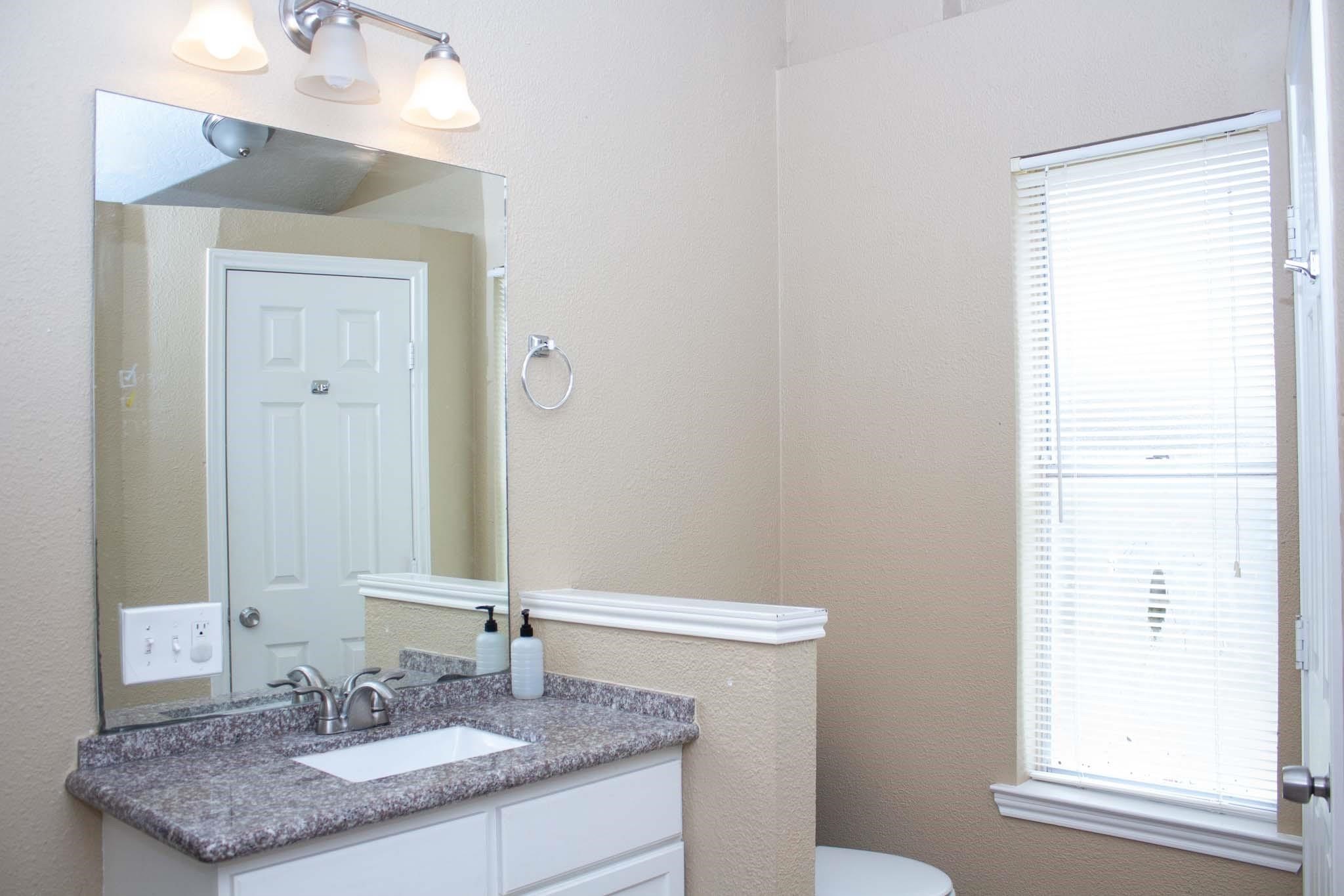 9526 Dundalk Street Property Photo 14