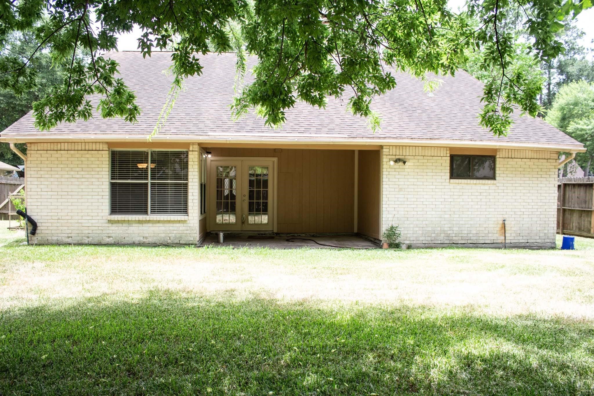 9526 Dundalk Street Property Photo 17
