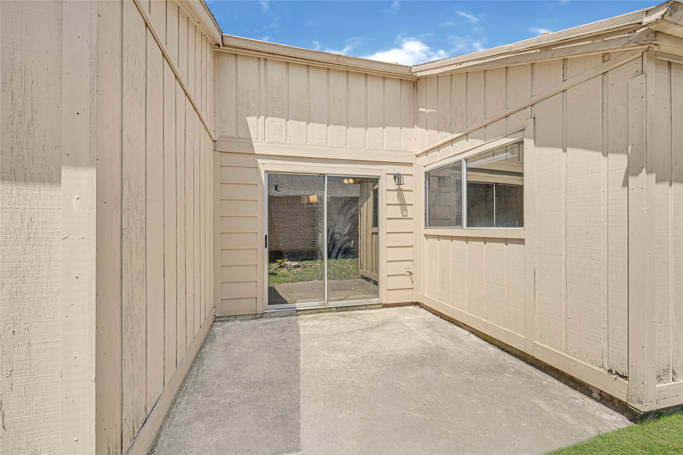 7314 Addicks Clodine Road Property Photo 6