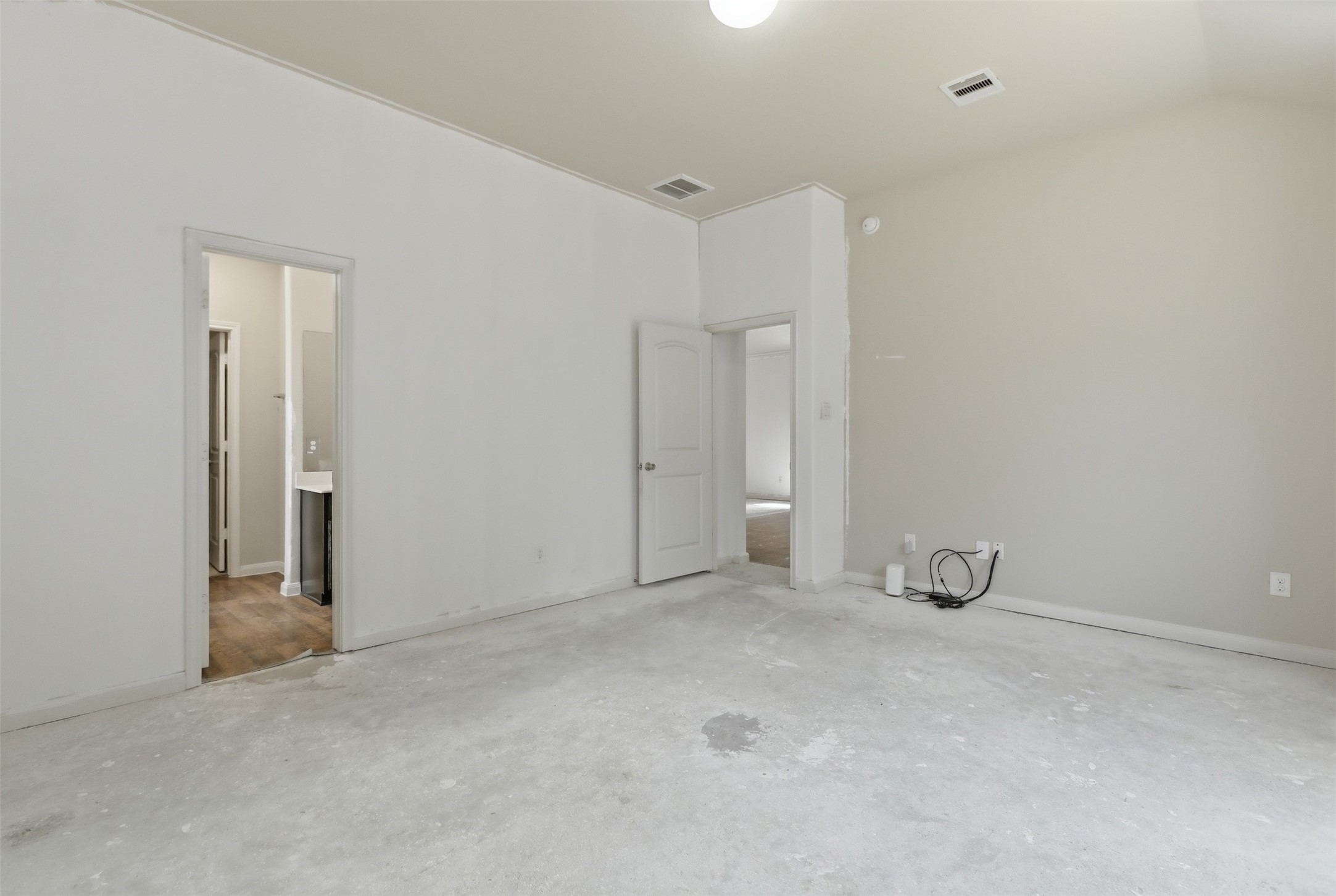 2602 Cold River Dr Drive Property Photo 12