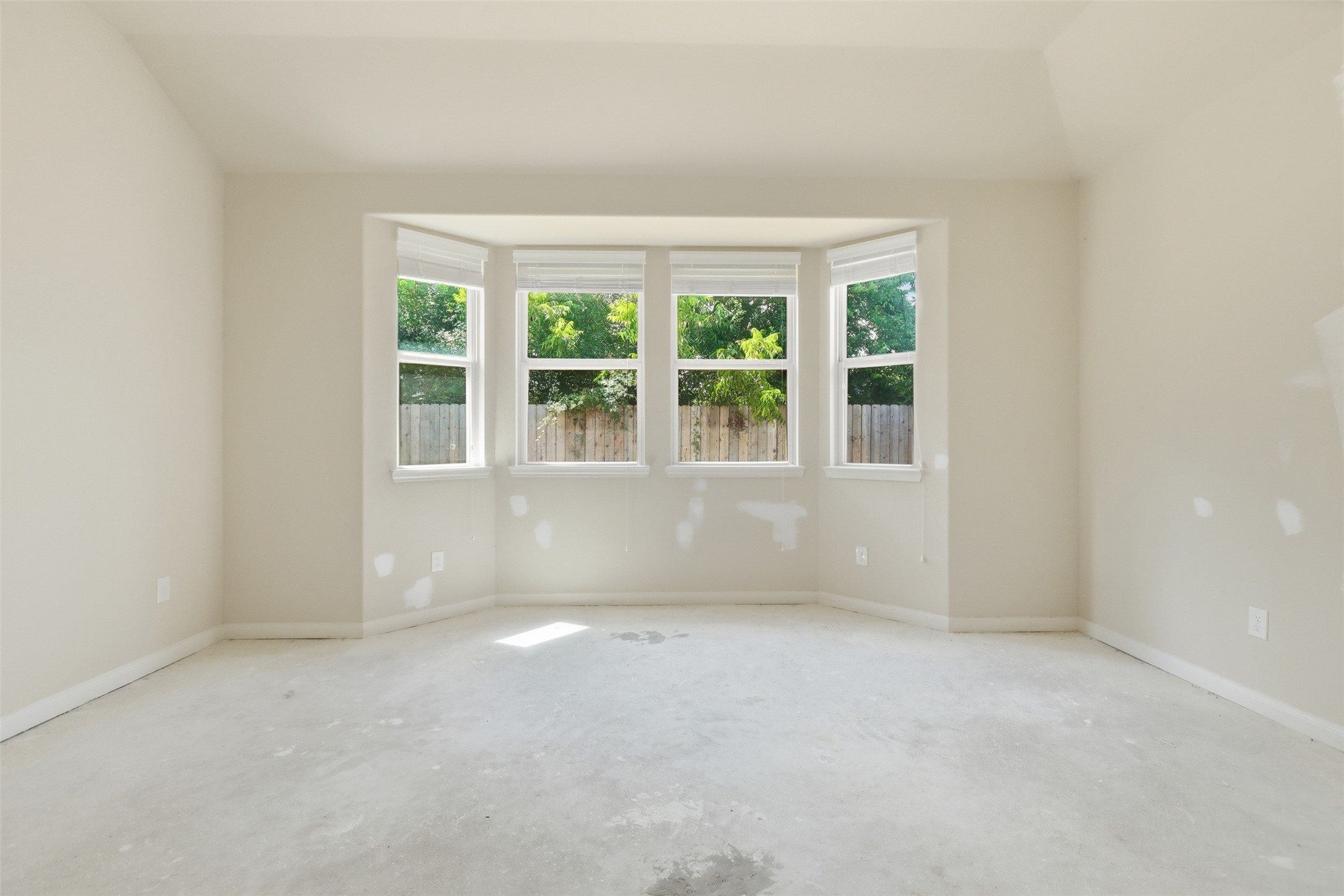 2602 Cold River Dr Drive Property Photo 13