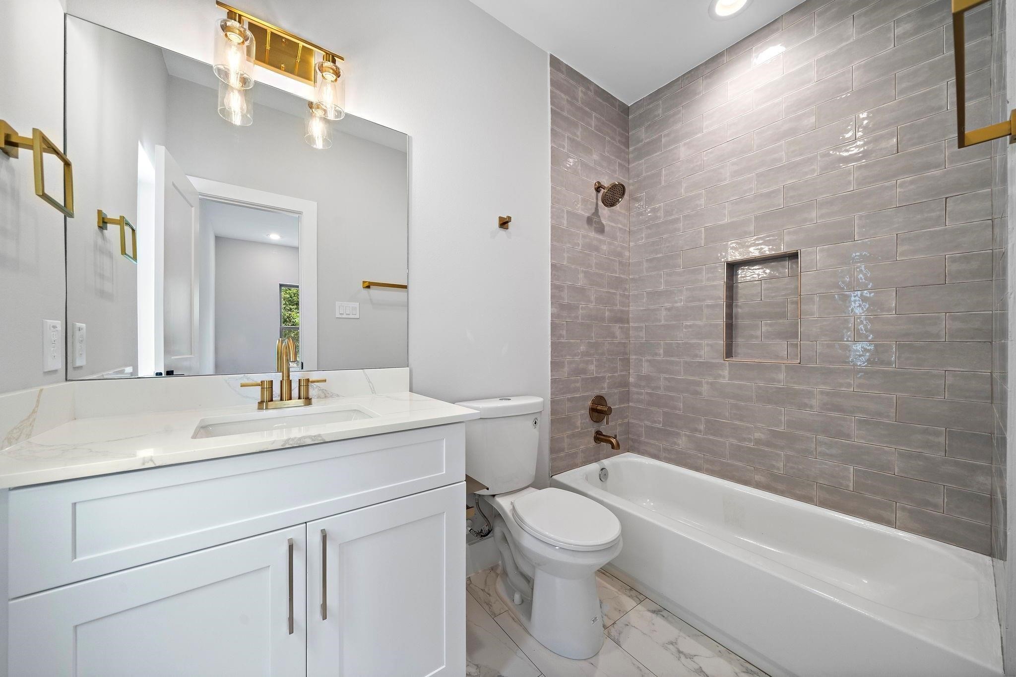 8414 Vogue Lane Property Photo 11