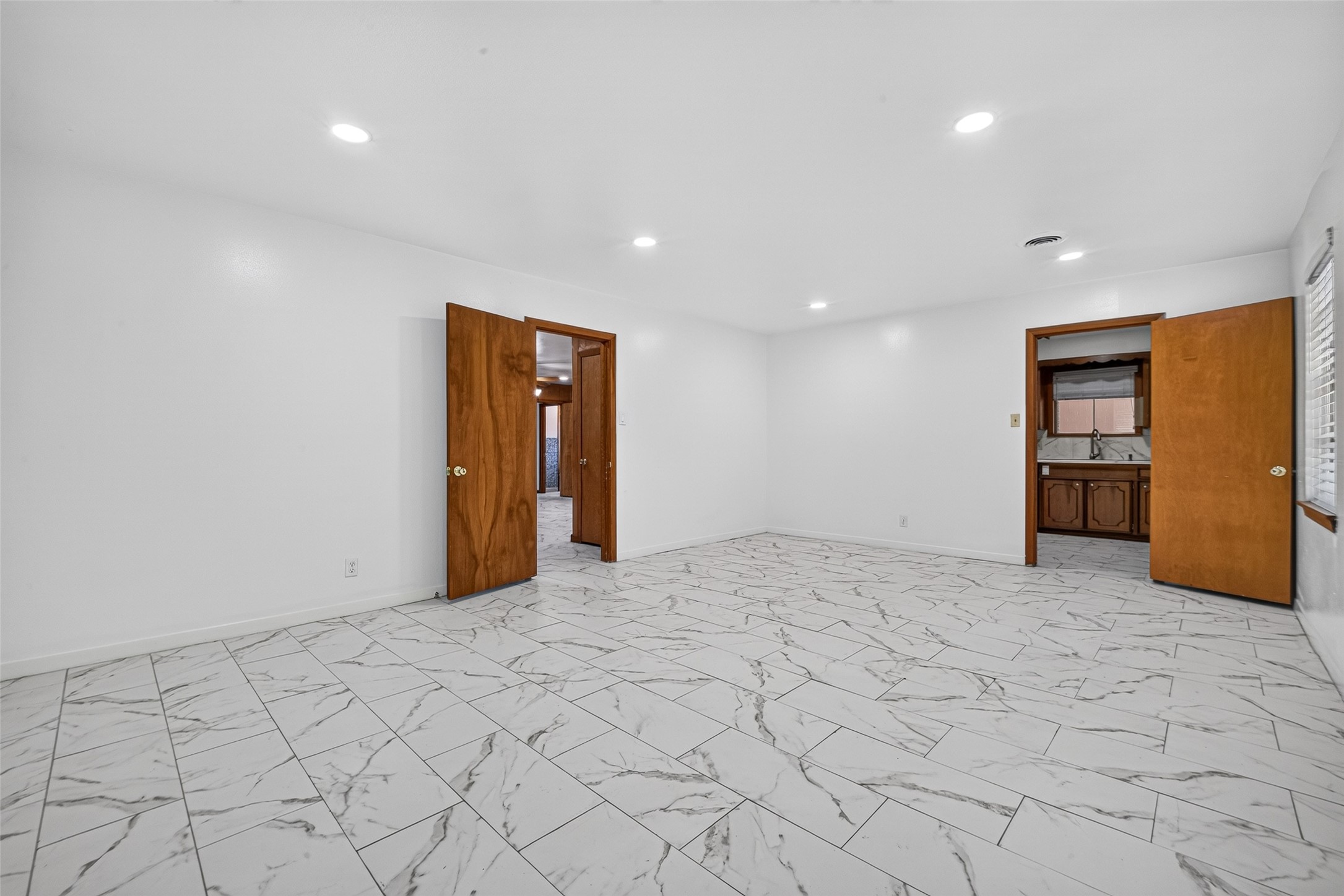 16407 Mahan Road Property Photo 13