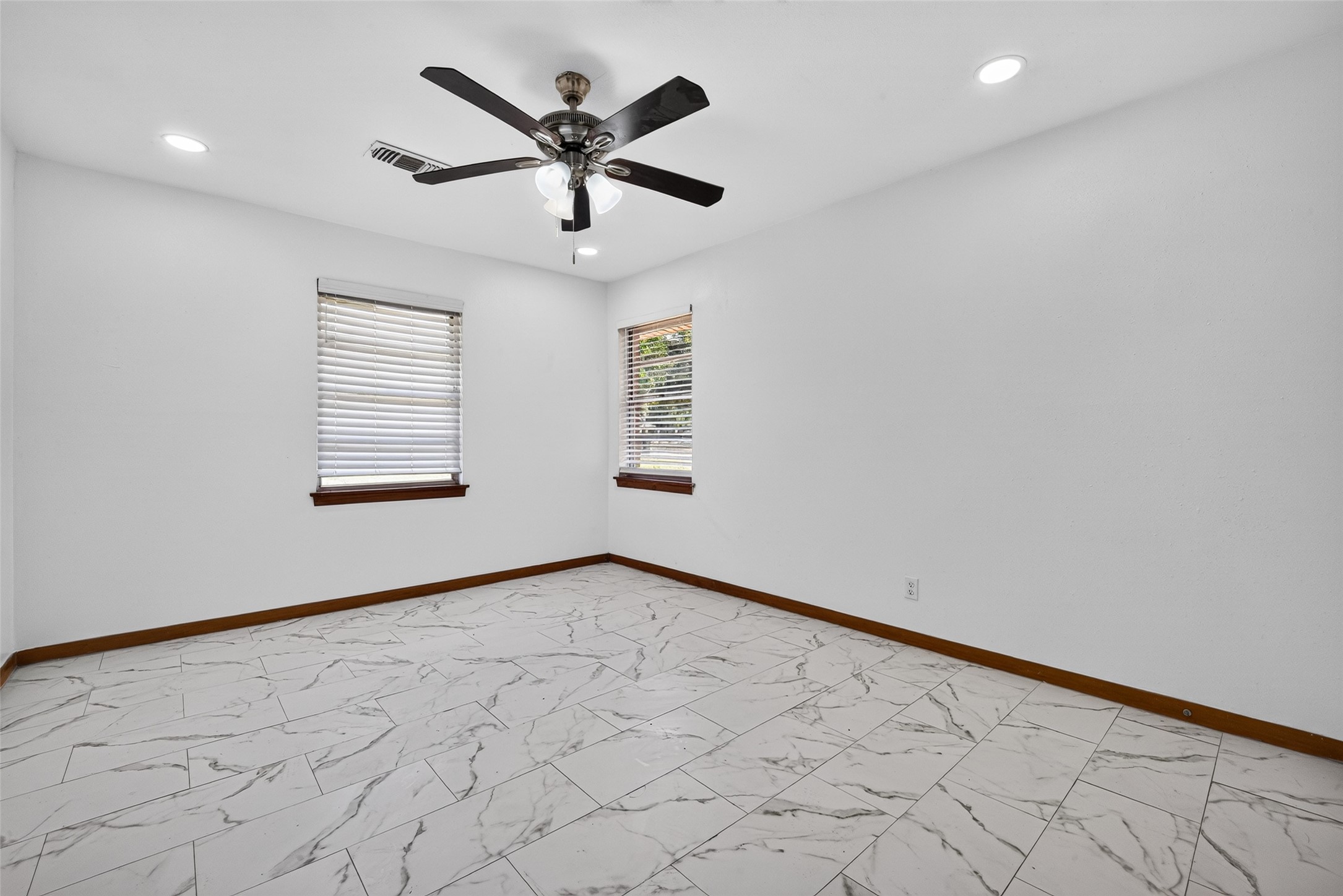 16407 Mahan Road Property Photo 28