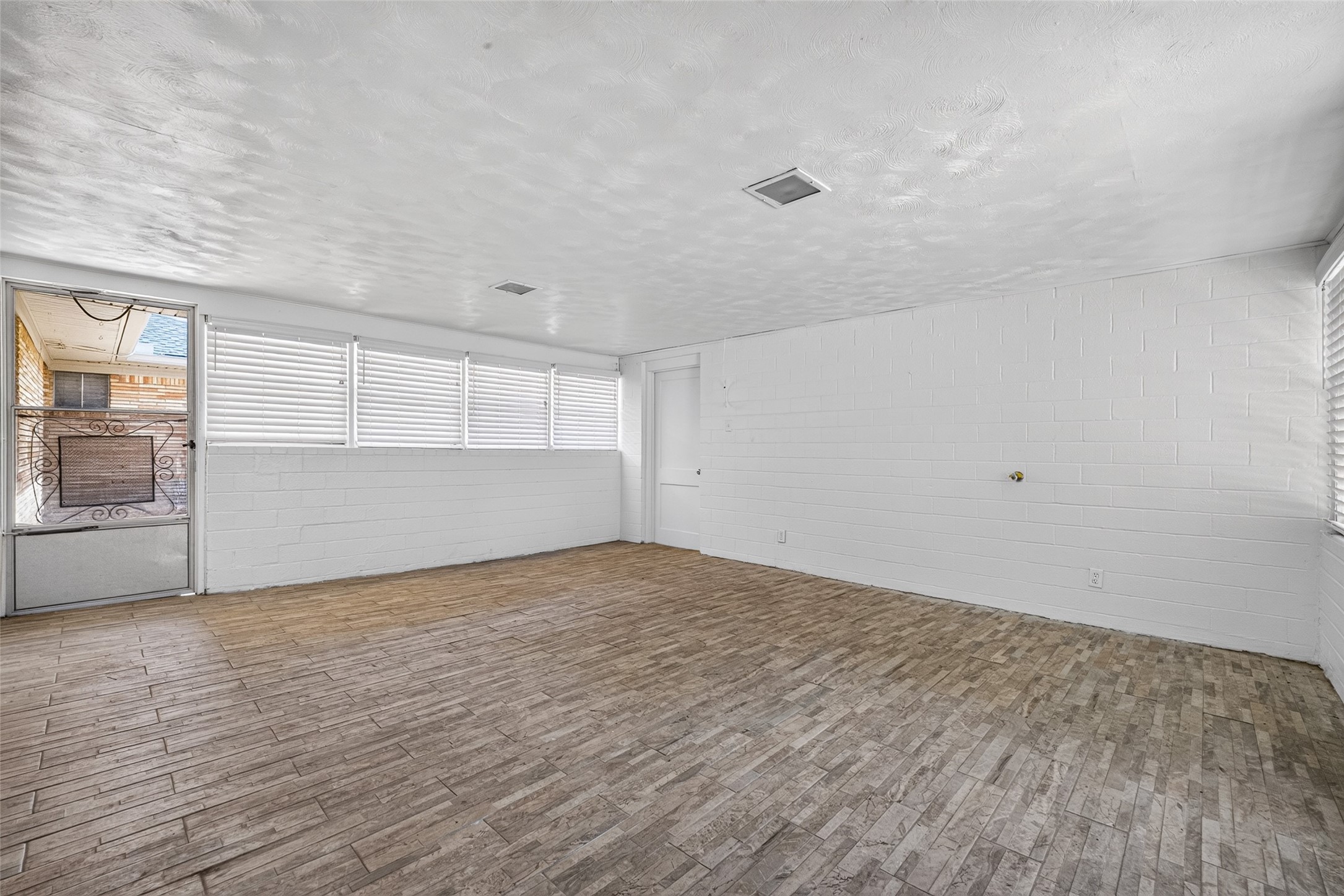 16407 Mahan Road Property Photo 37