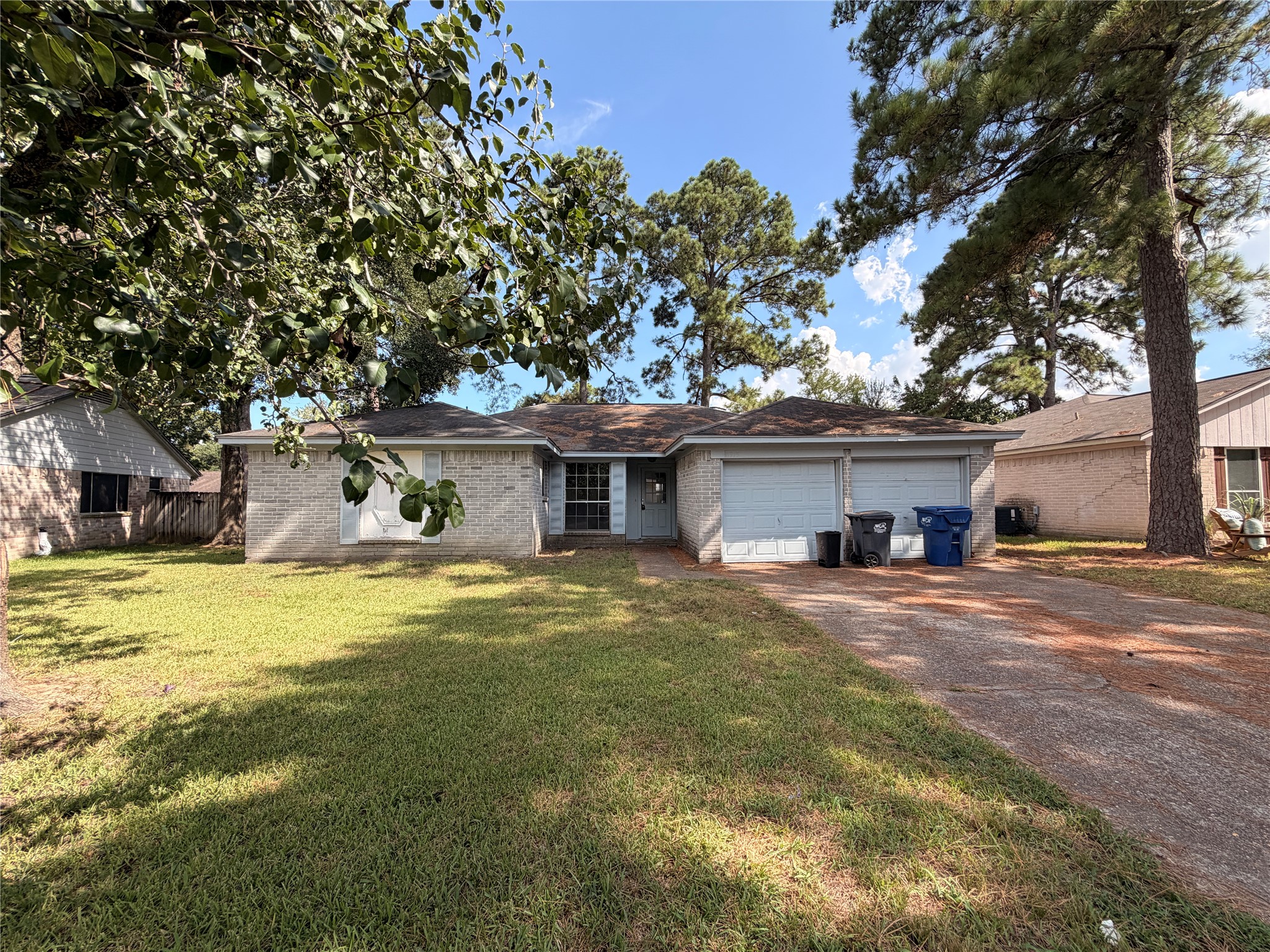 6915 Ten Curves Road Property Photo 1