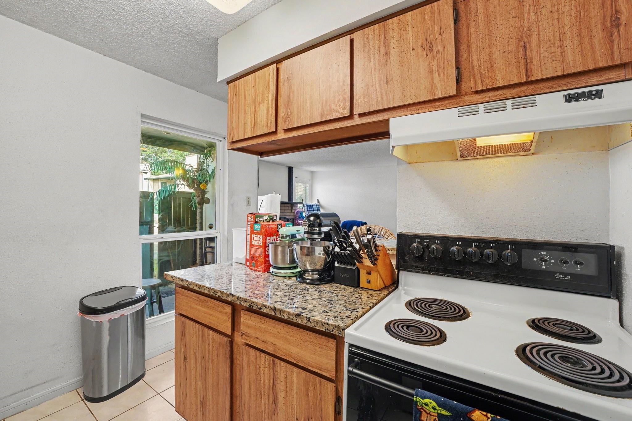 1516 Bay Area Boulevard F15 Property Photo 7