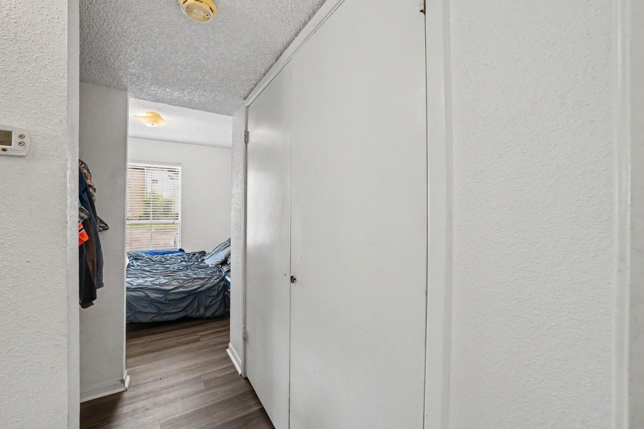 1516 Bay Area Boulevard F15 Property Photo 9