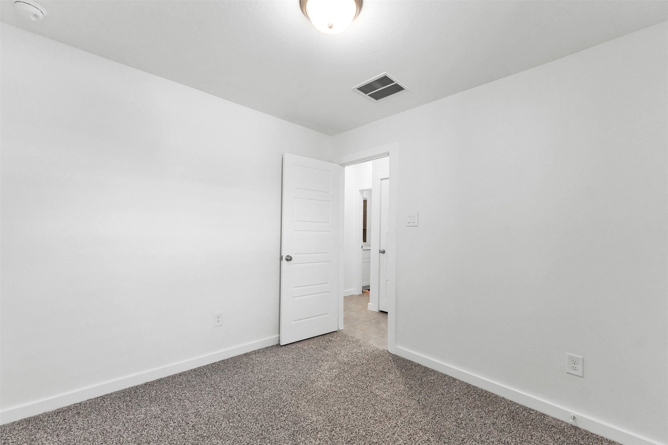 208 Charles Ridge Drive Property Photo 32