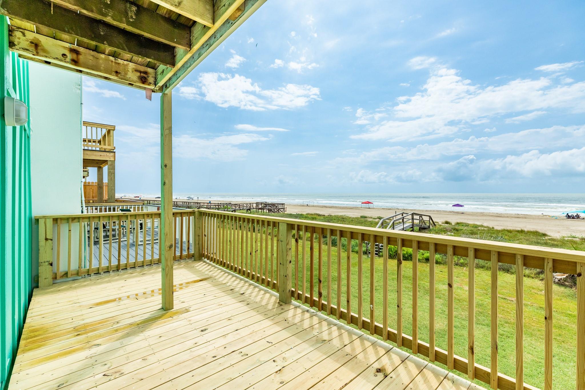 101 Pelican Place # 7, Surfside Beach TX 77541 Property Photo 1