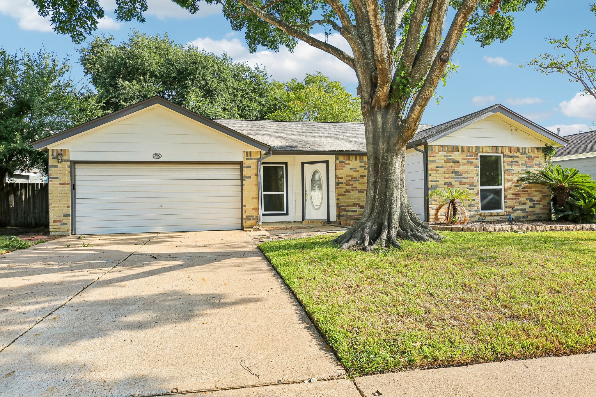 22014 Calderbrook Drive Property Photo 1