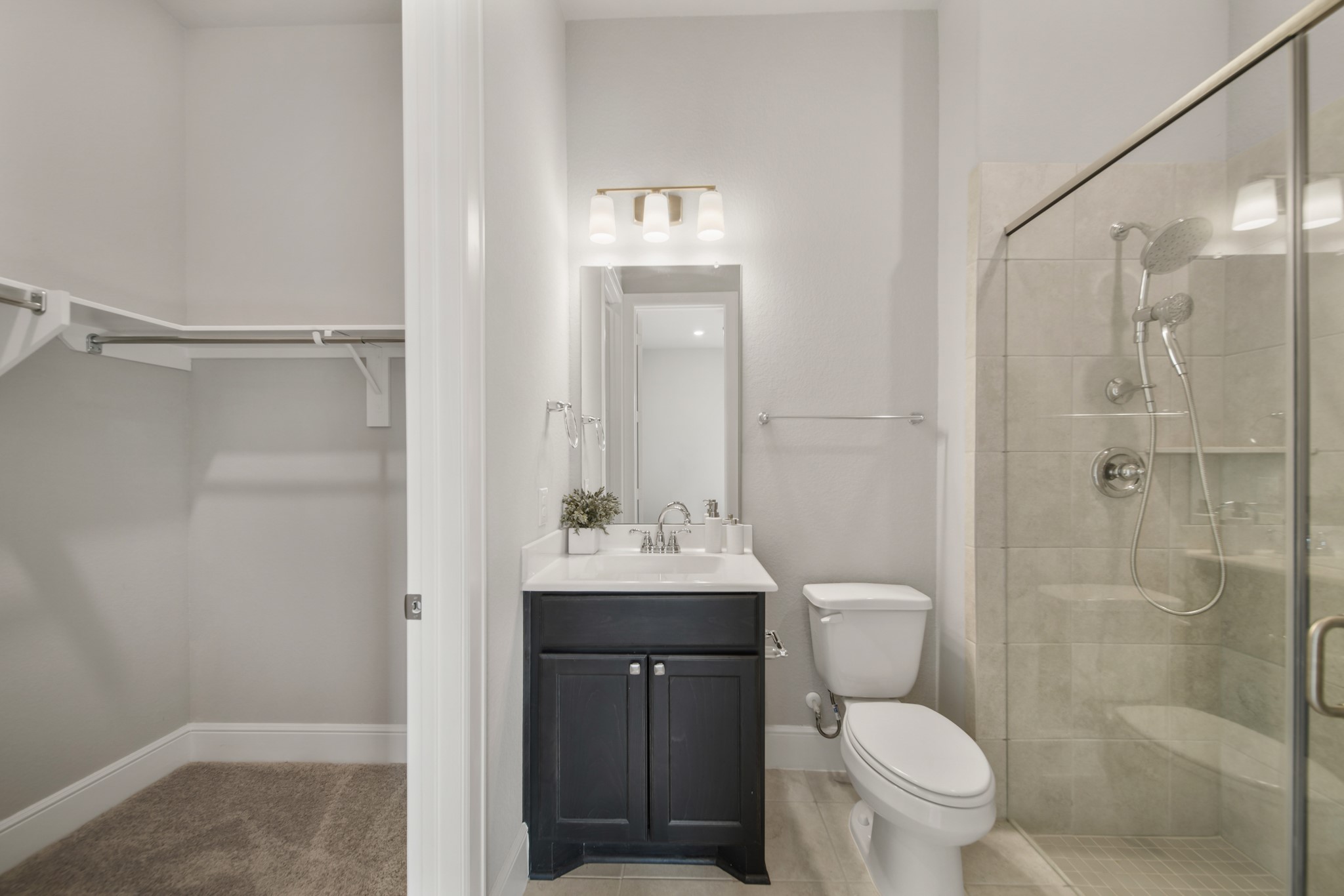 9527 Sanger Way Property Photo 29