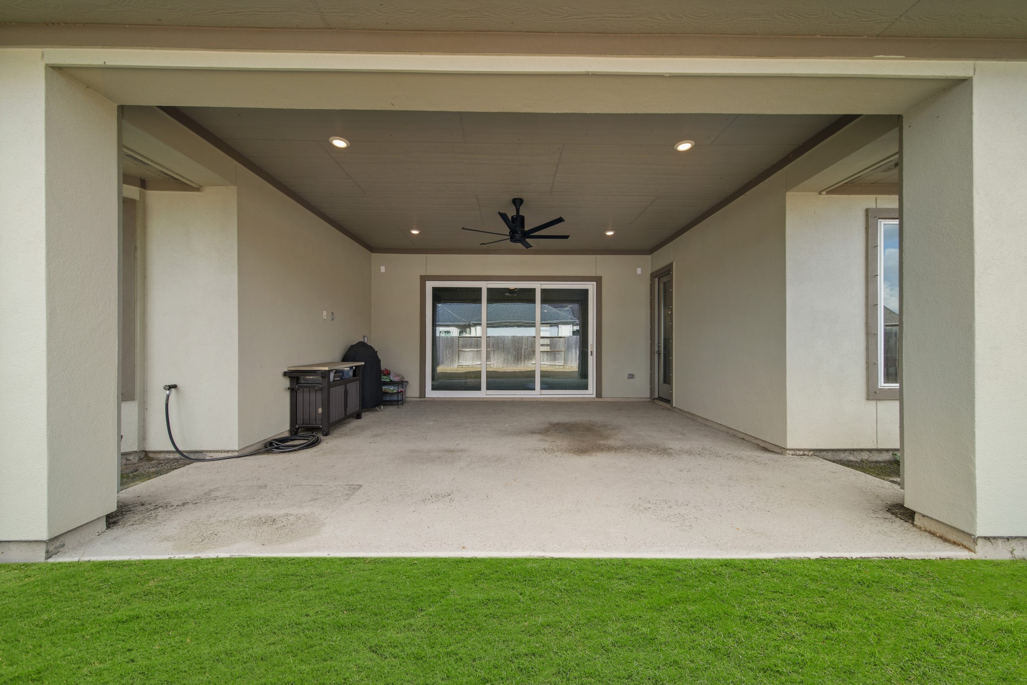 9527 Sanger Way Property Photo 38