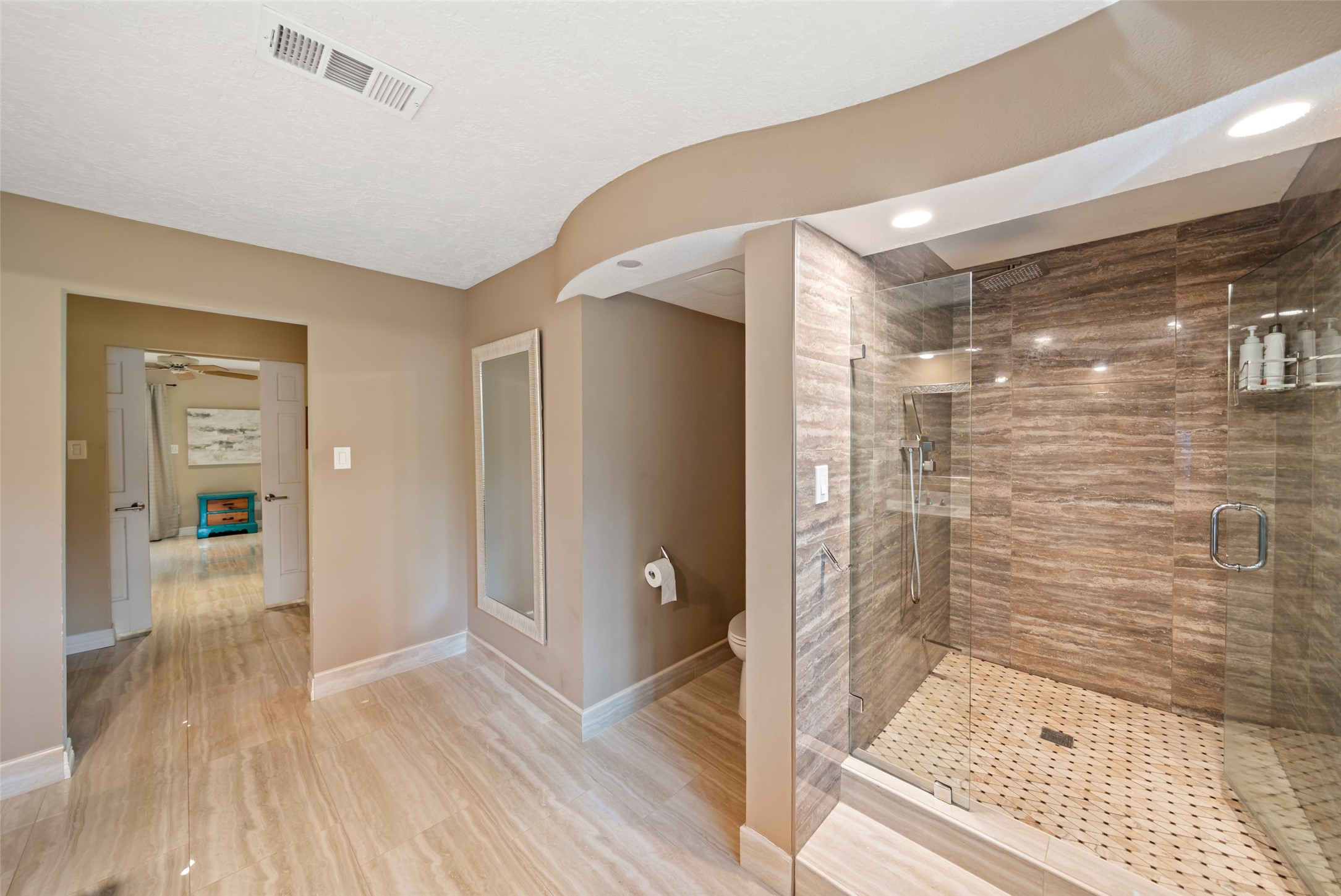 2918 Kings Forest Drive Property Photo 36