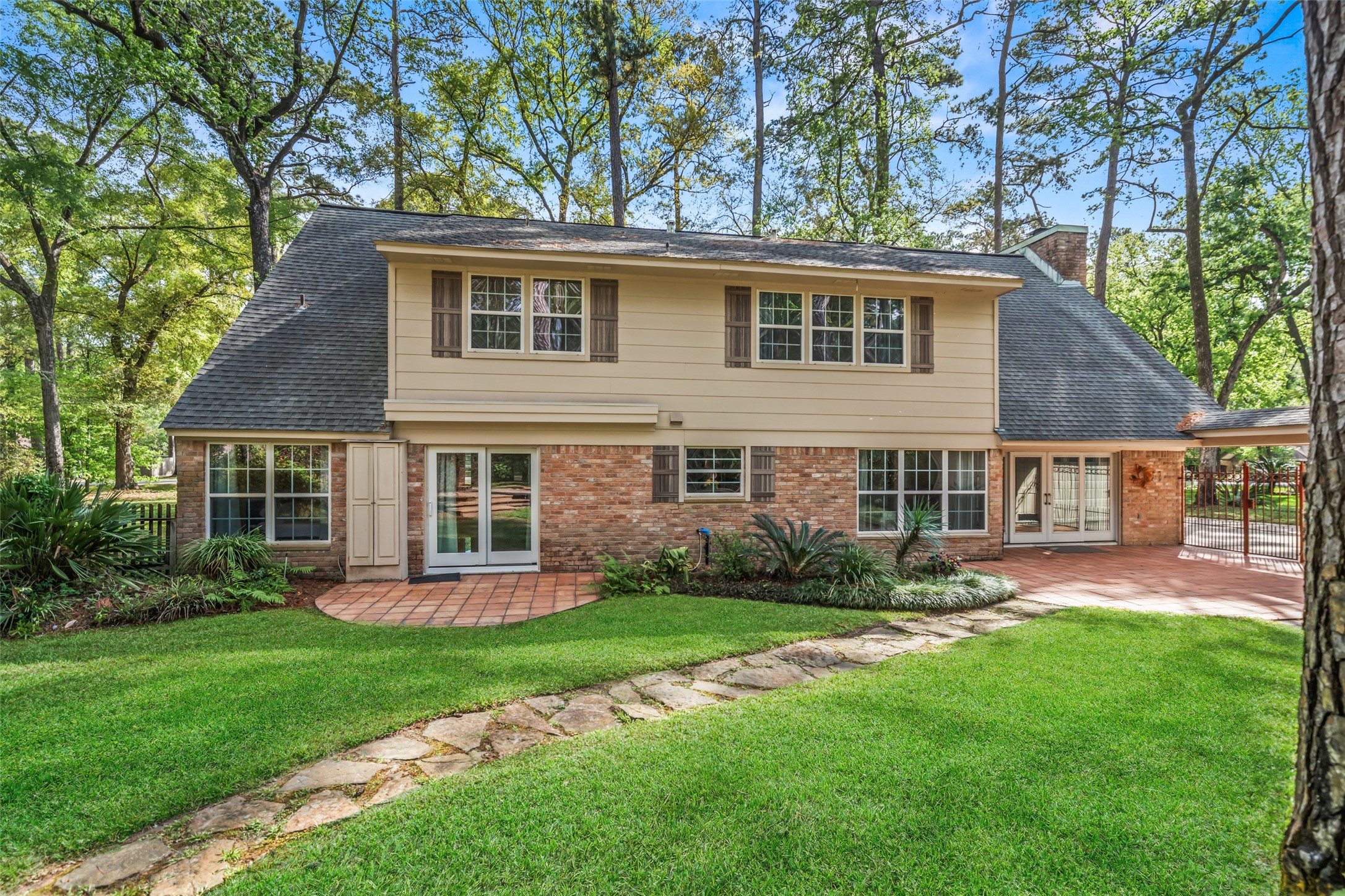 2918 Kings Forest Drive Property Photo 46