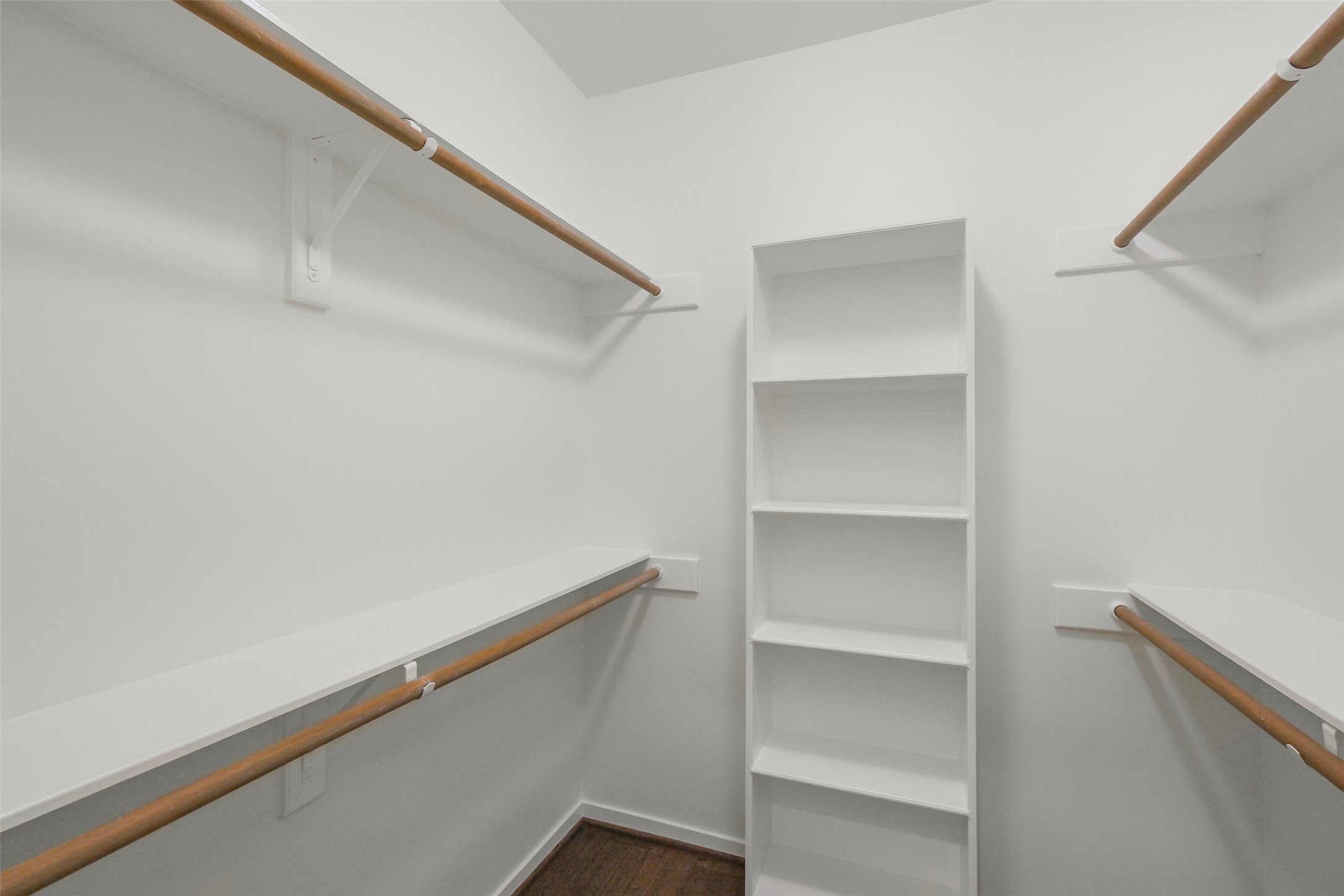 201 Vanderpool Lane 135 Property Photo 44