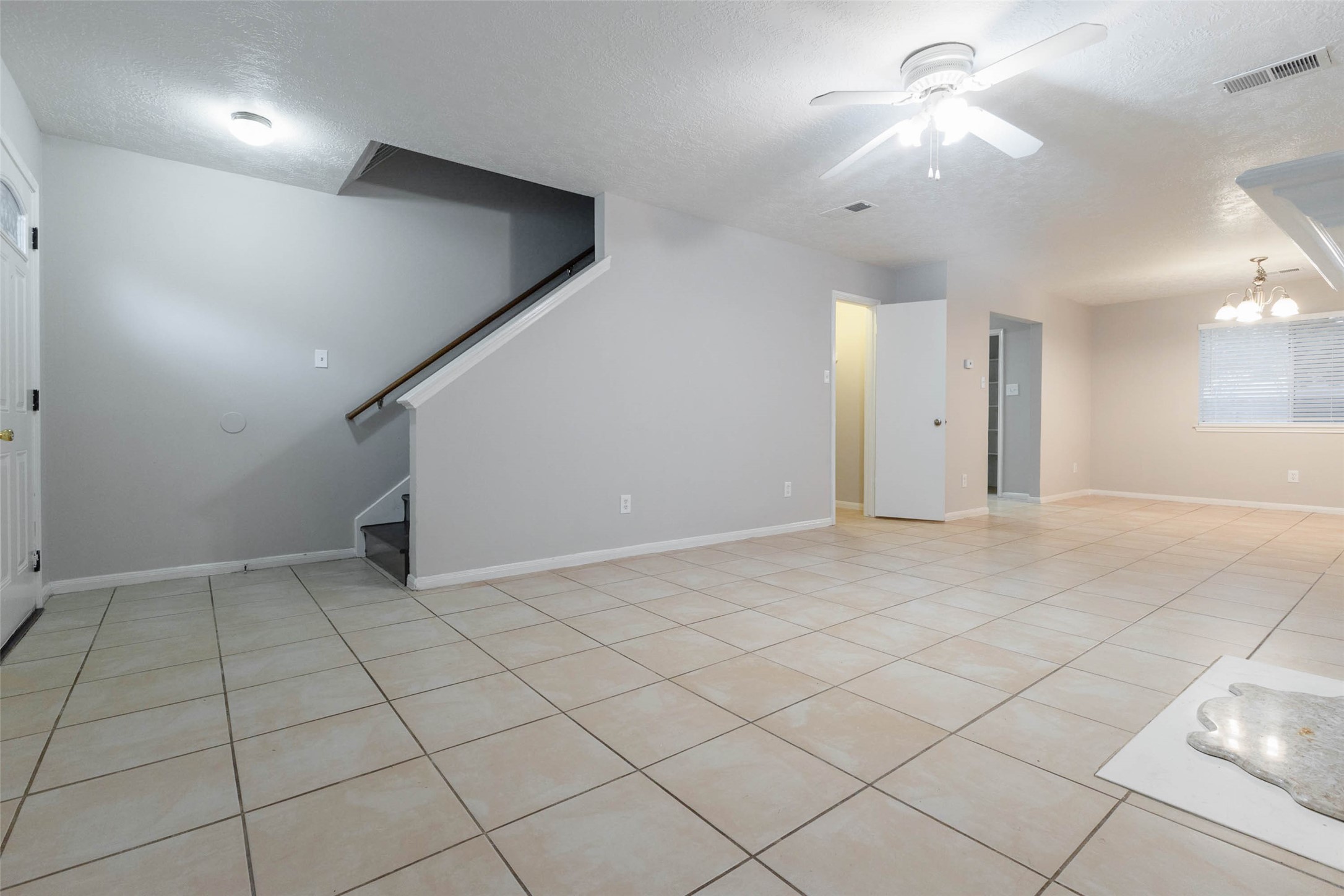10502 Mist Lane Property Photo 7