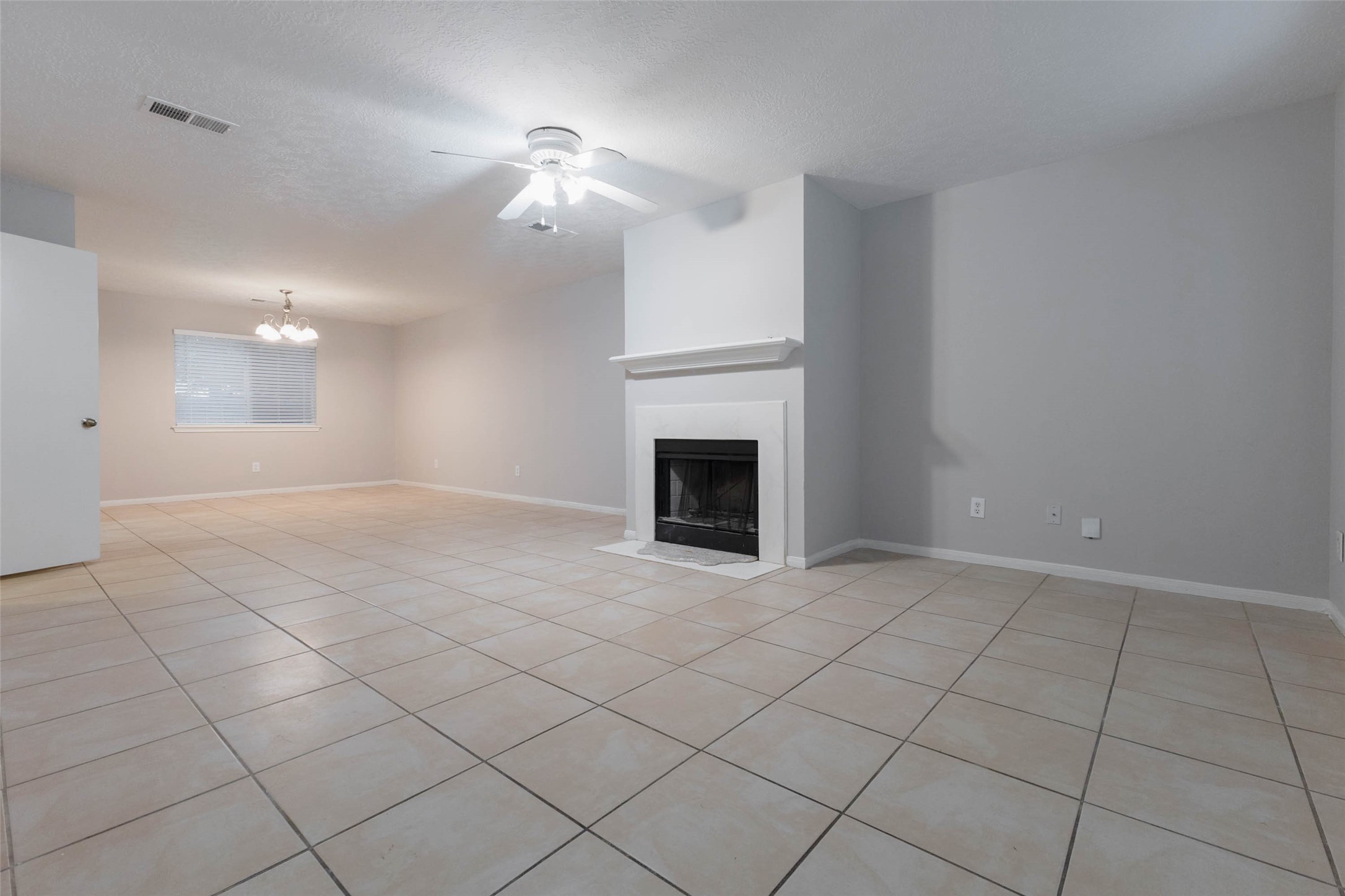 10502 Mist Lane Property Photo 8
