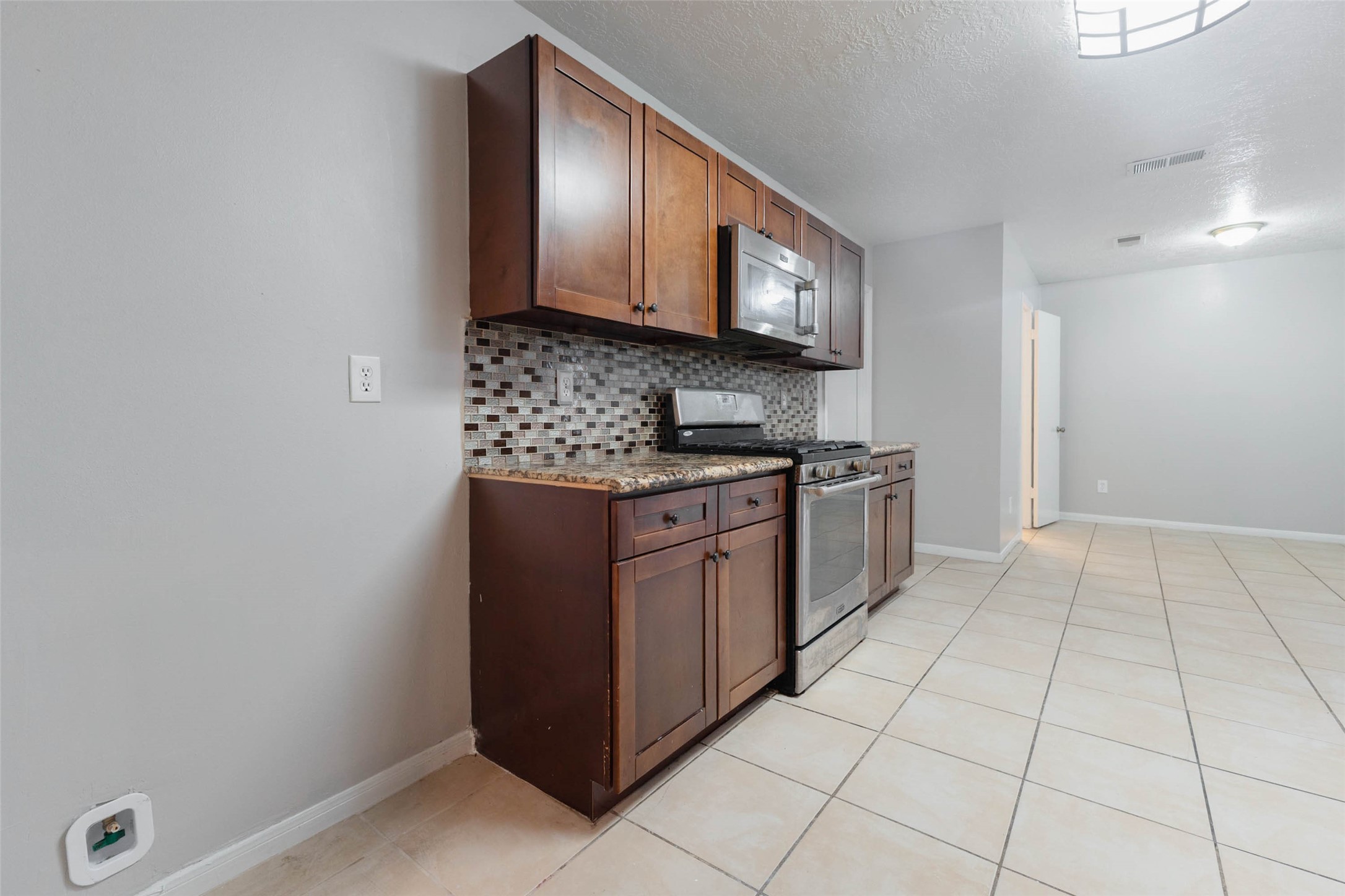 10502 Mist Lane Property Photo 13