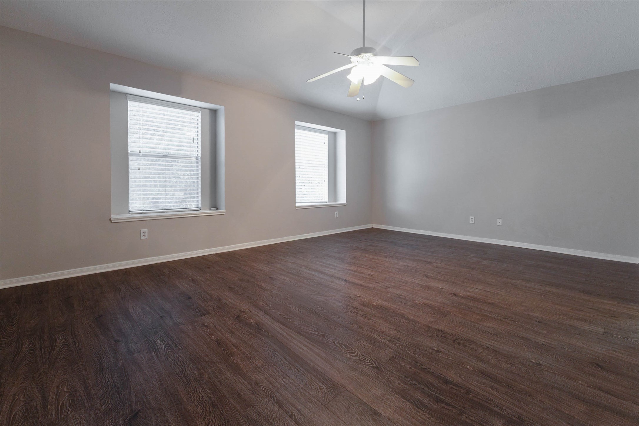 10502 Mist Lane Property Photo 21