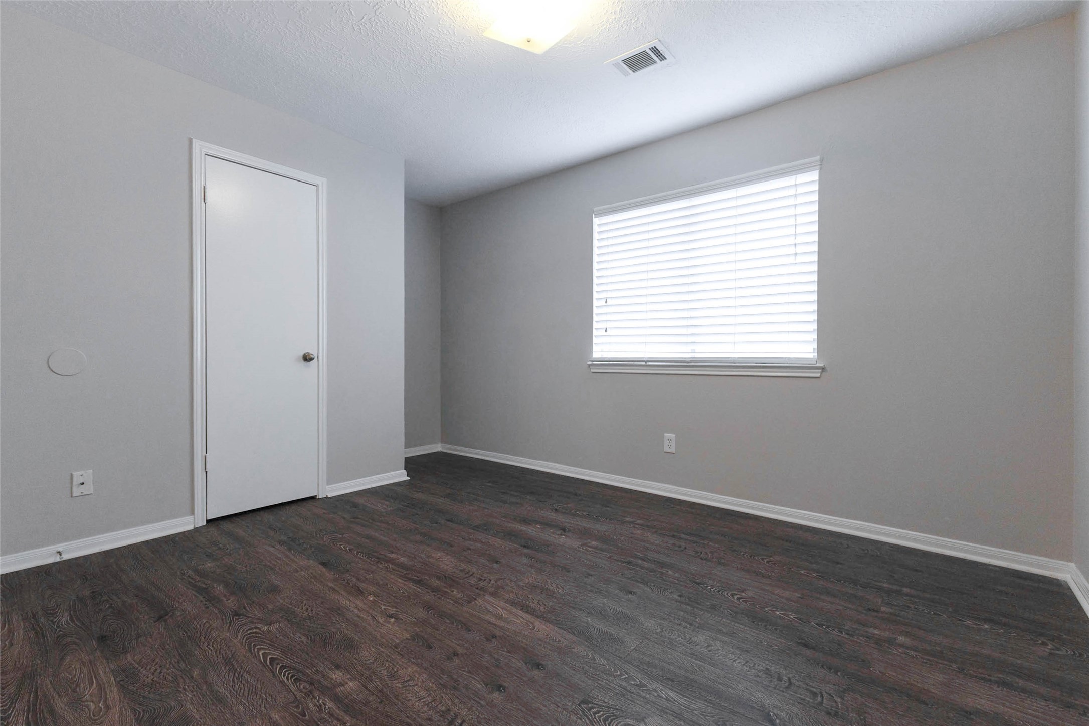 10502 Mist Lane Property Photo 30