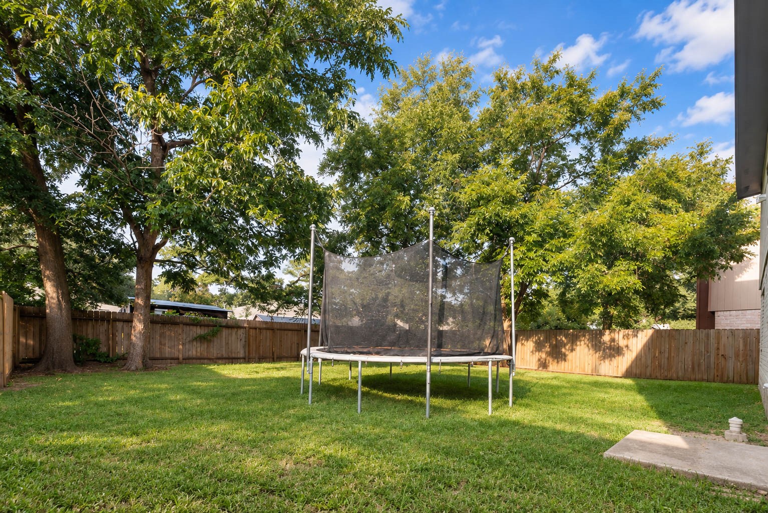 10502 Mist Lane Property Photo 40