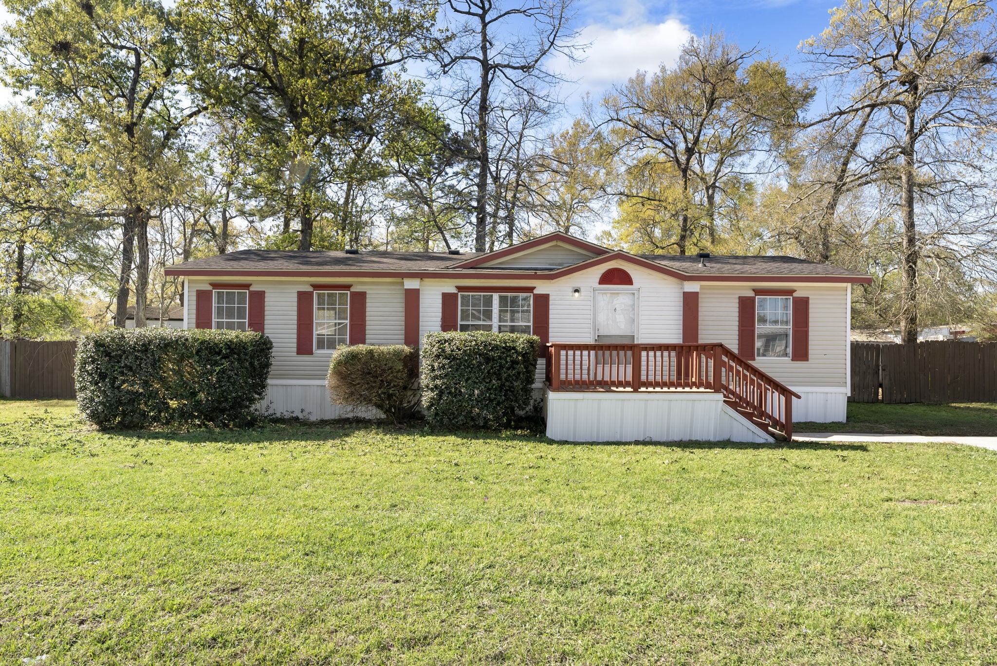 16438 N Emerson Circle Property Photo