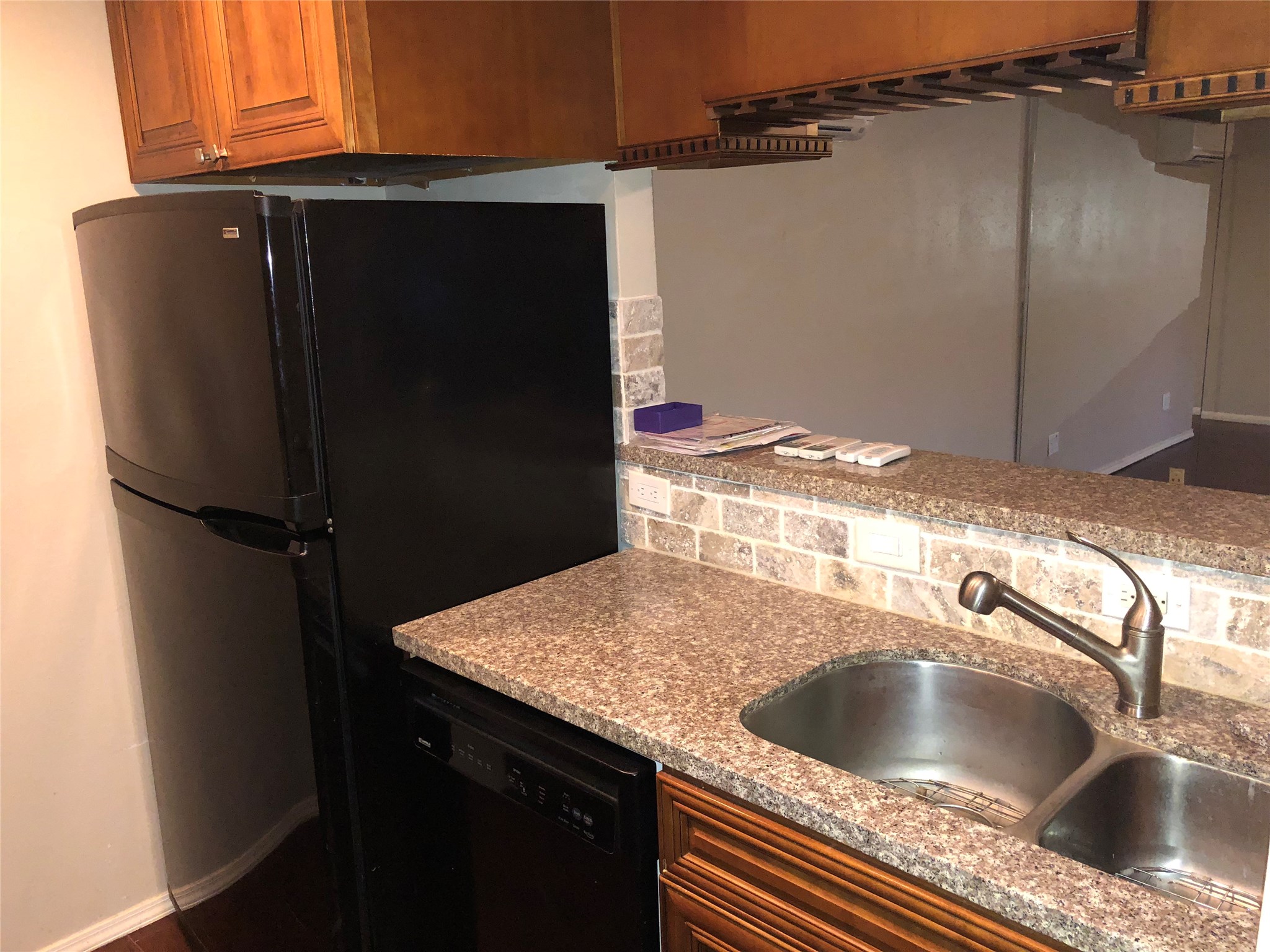 2507 Montrose Boulevard 5 Property Photo 11