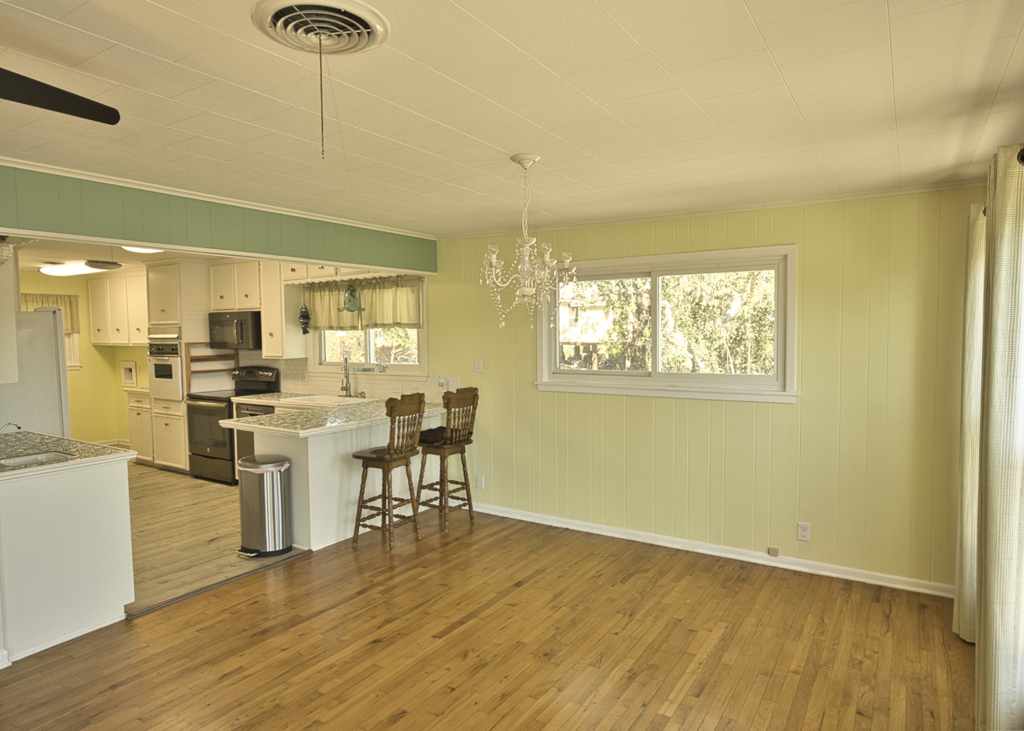 6462 County Road 659 Property Photo 4