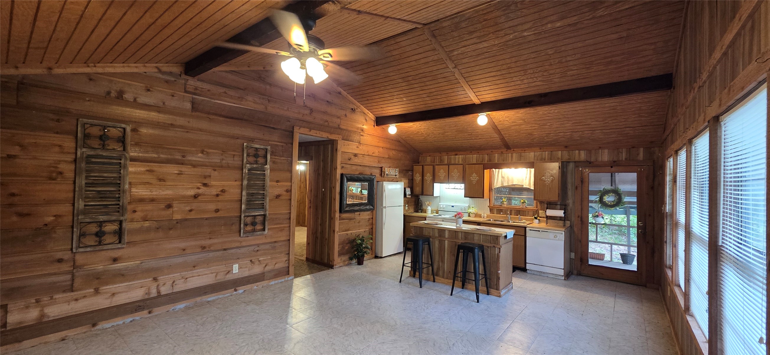 131 Cove Drive Property Photo 15