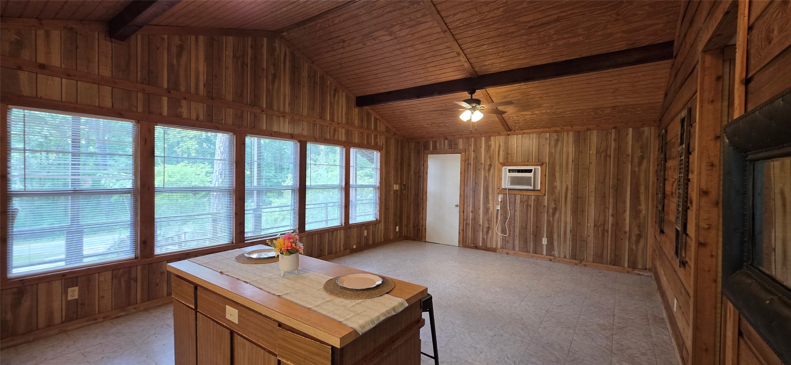 131 Cove Drive Property Photo 16