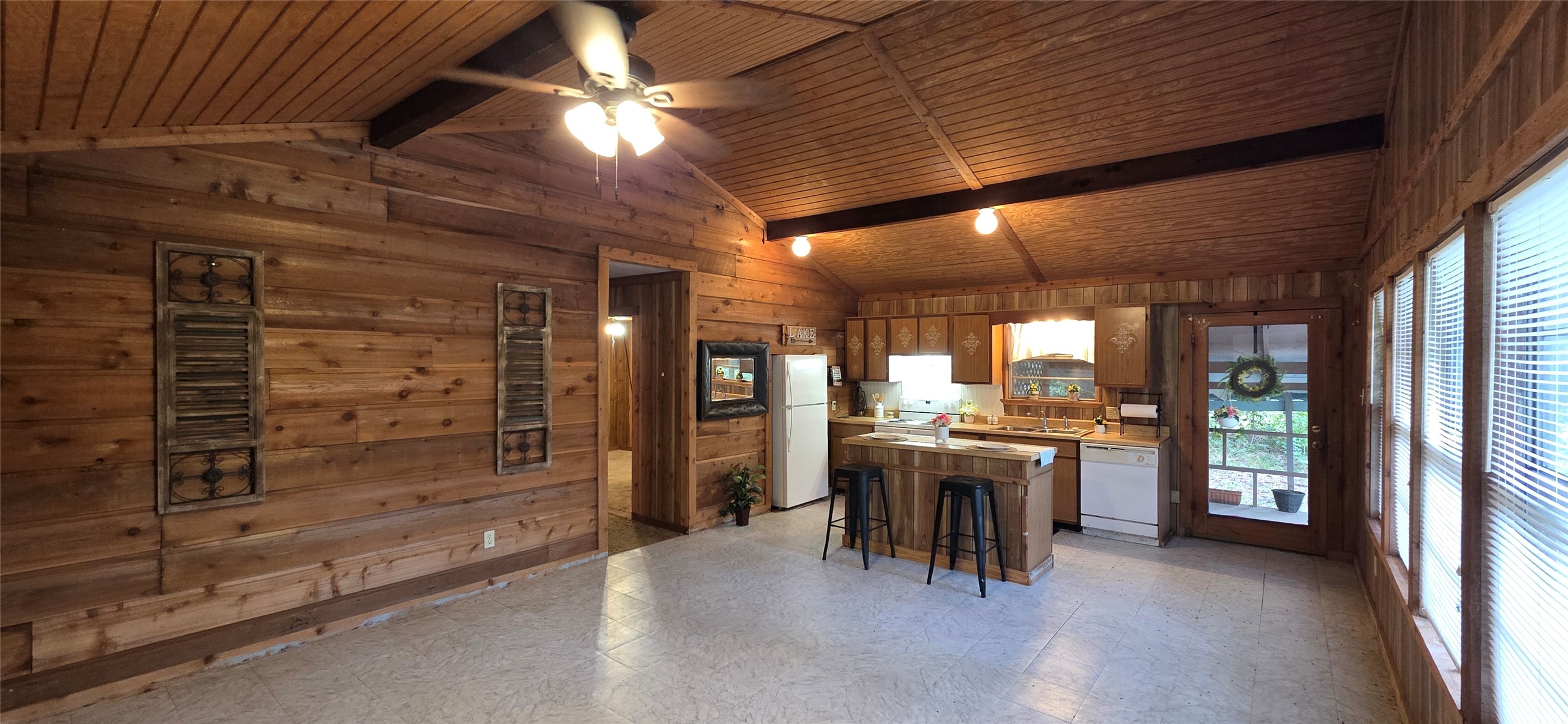 131 Cove Drive Property Photo 17