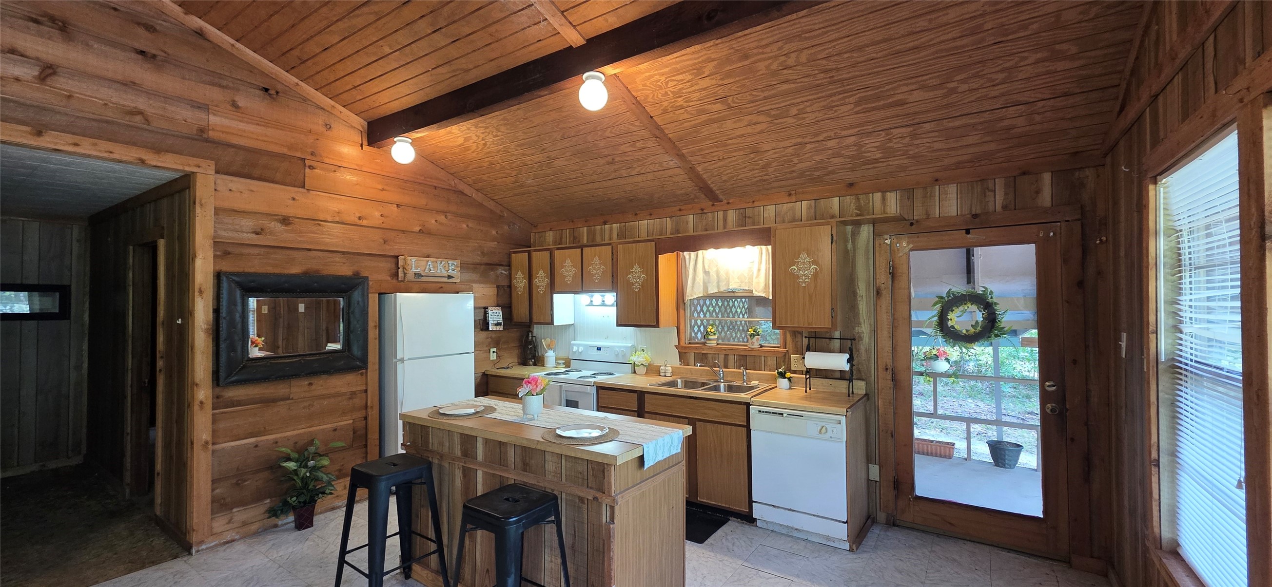 131 Cove Drive Property Photo 18