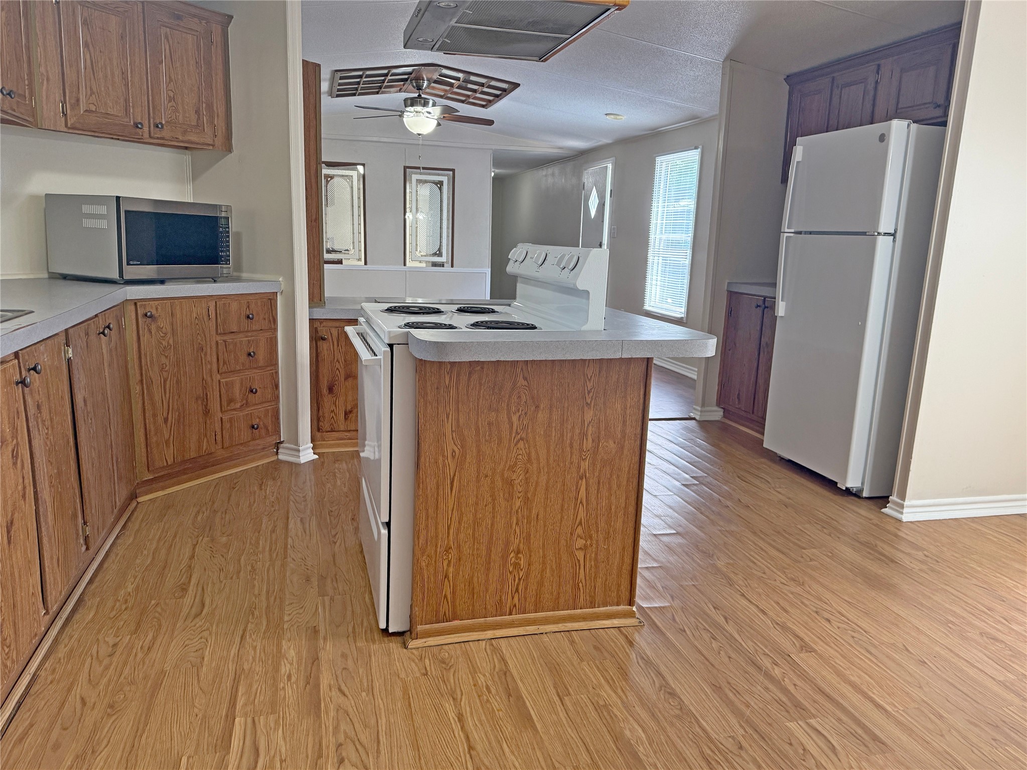 486 Meridian Property Photo 1