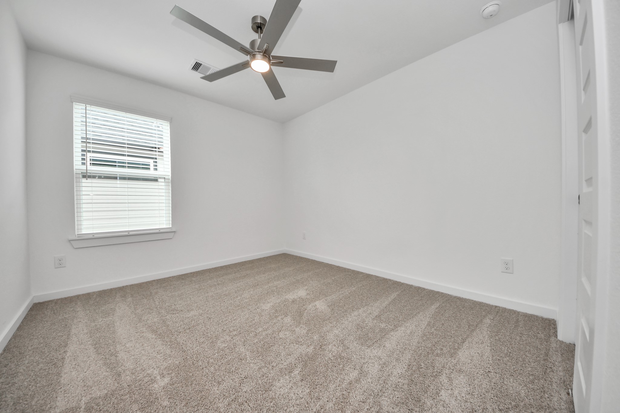 2942 Bury Park Drive Property Photo 33