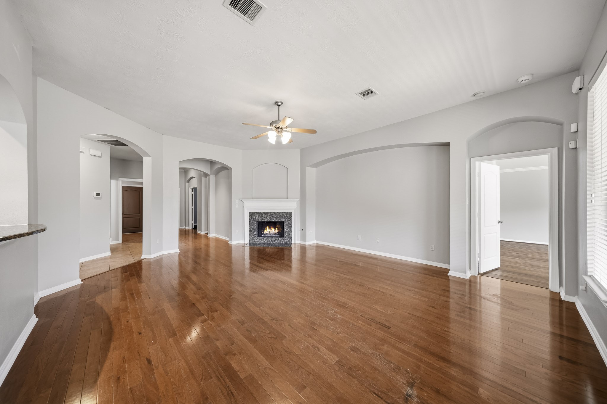 28211 Emerald Creek Lane Property Photo 6