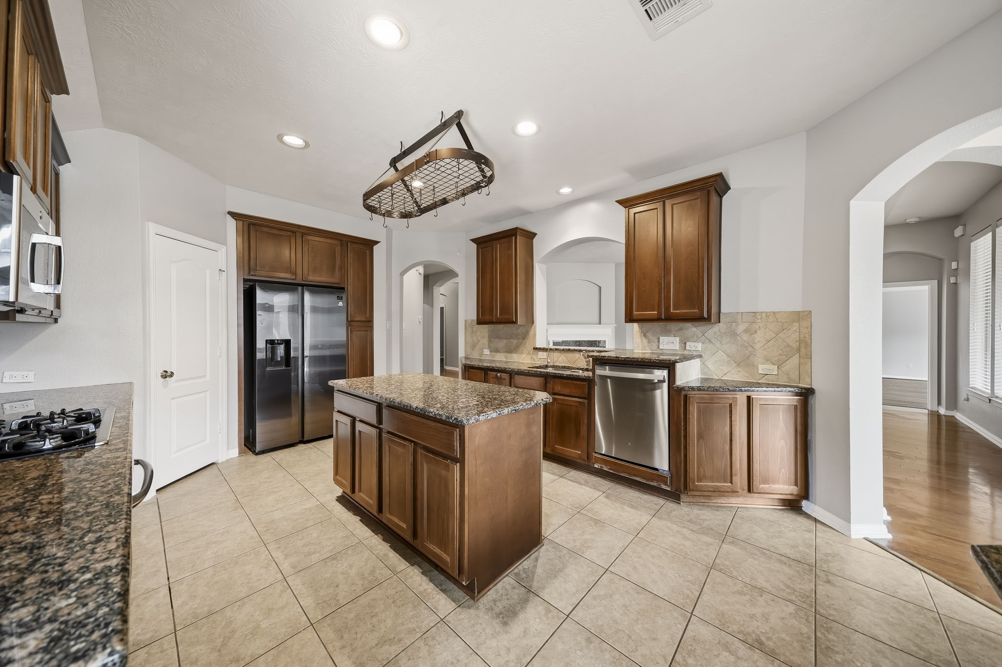28211 Emerald Creek Lane Property Photo 8
