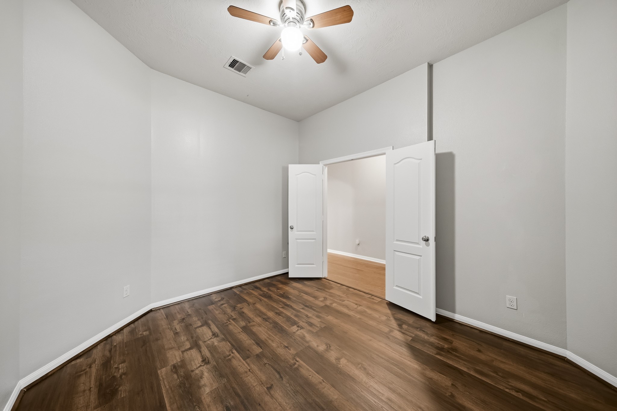 28211 Emerald Creek Lane Property Photo 15