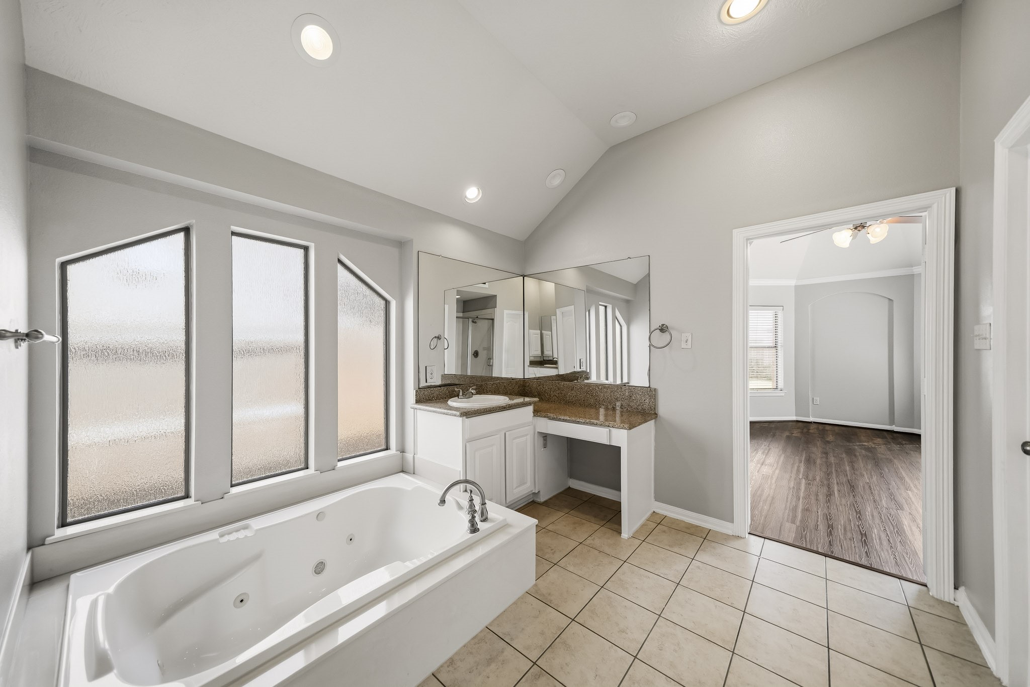 28211 Emerald Creek Lane Property Photo 23