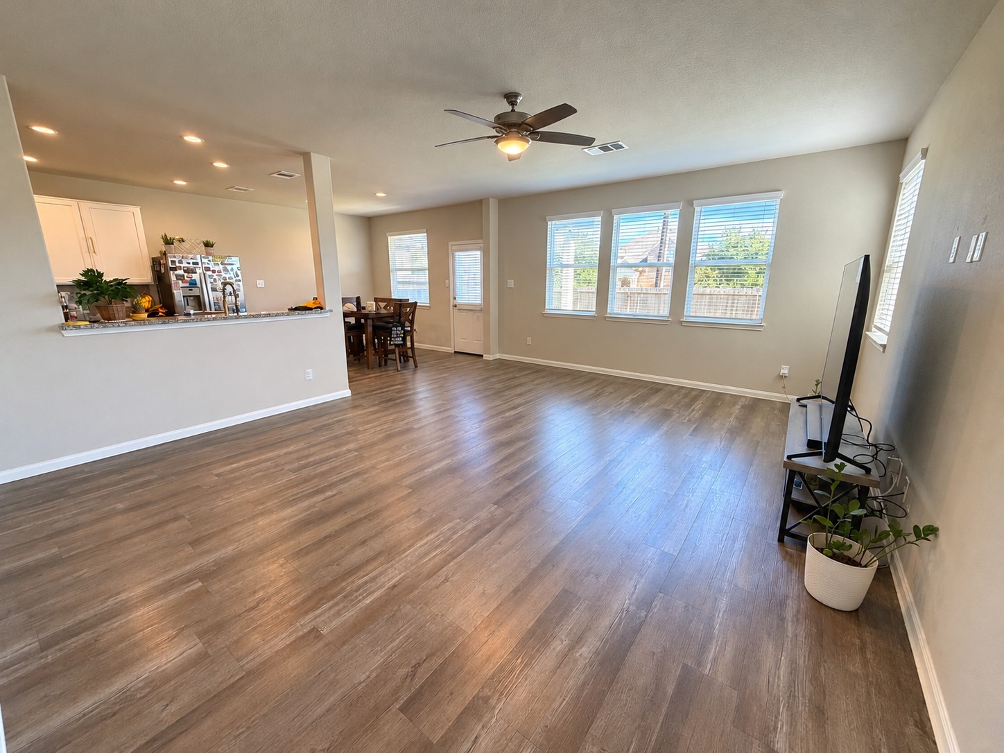 2927 Orchid Ranch Drive Property Photo 6