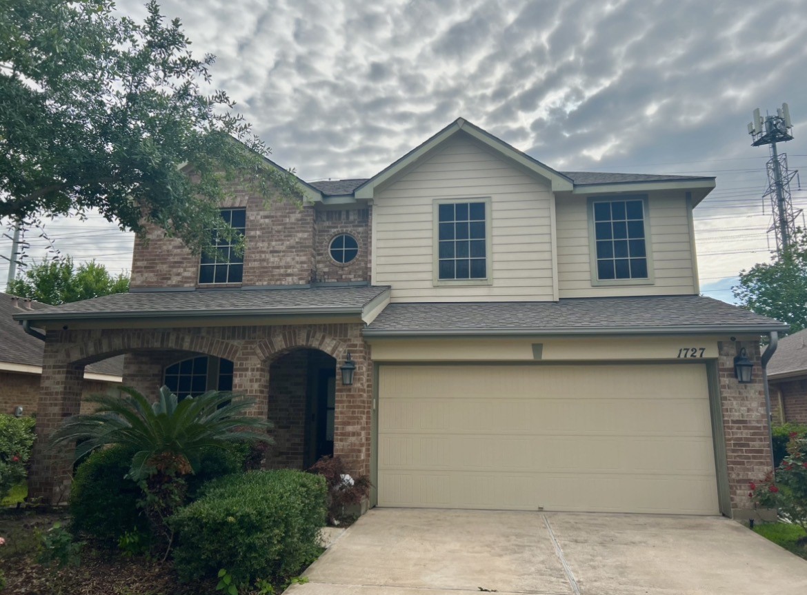 1727 Stieler Drive Property Photo 1