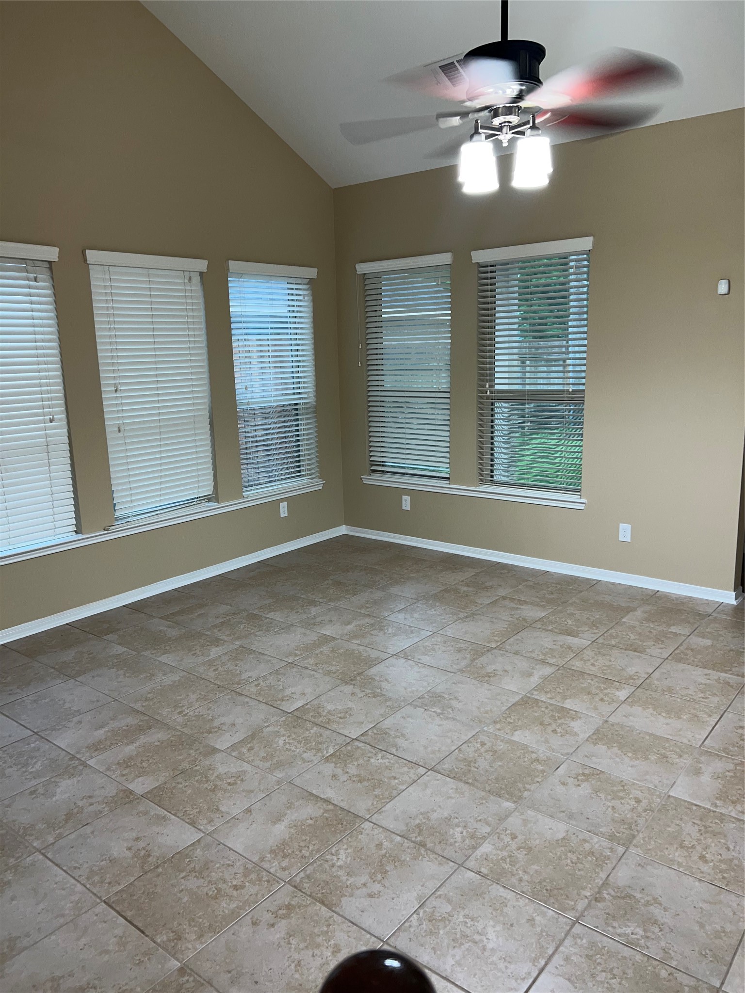 1727 Stieler Drive Property Photo 2
