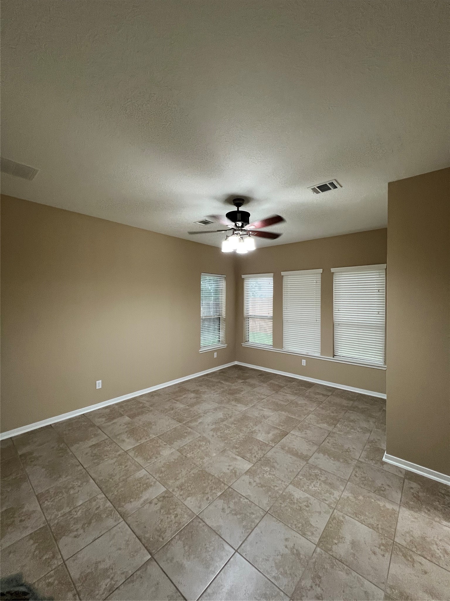 1727 Stieler Drive Property Photo 6