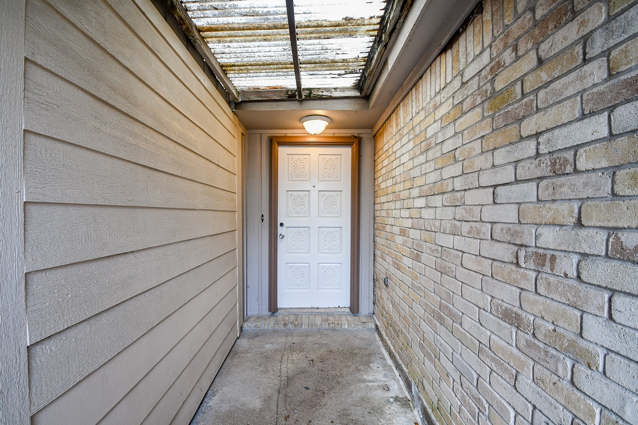 11554 Chesswood Drive Property Photo 3