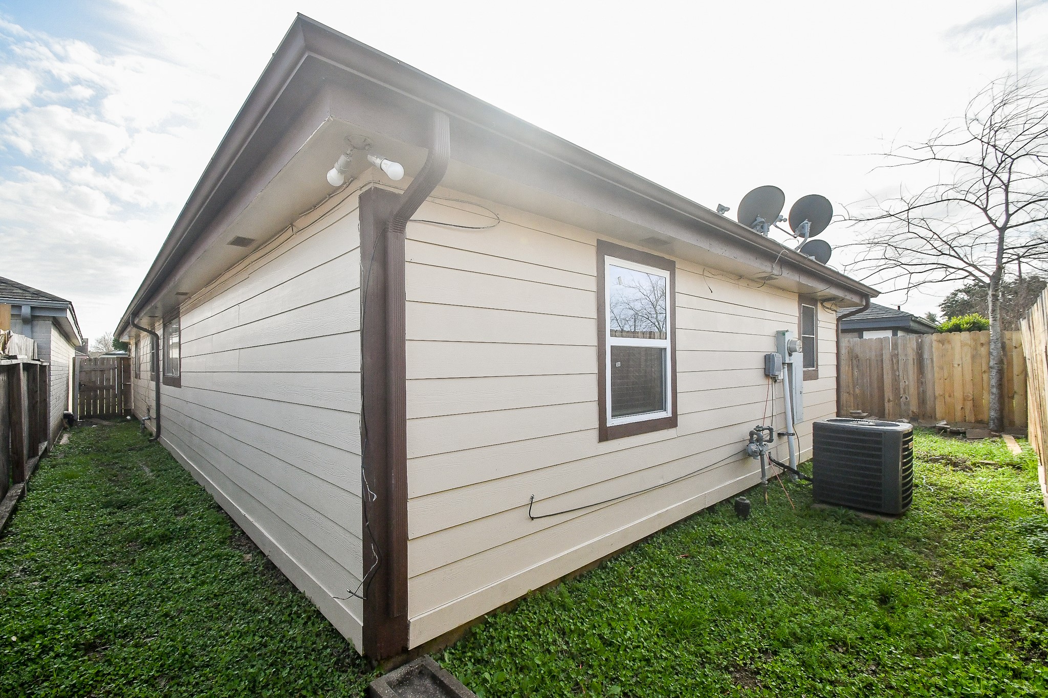11554 Chesswood Drive Property Photo 32