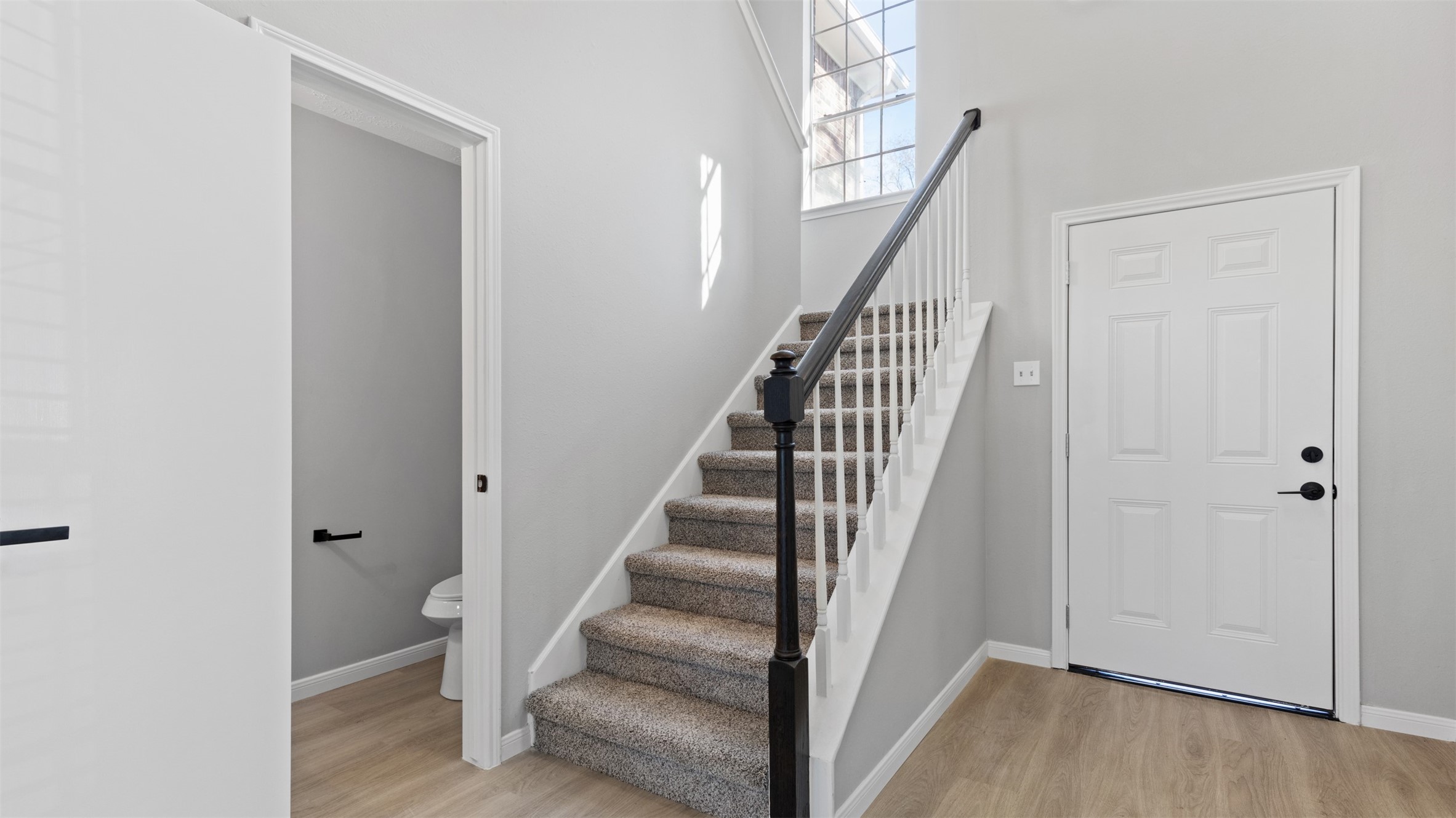 23923 Spring Oak Drive Property Photo 5