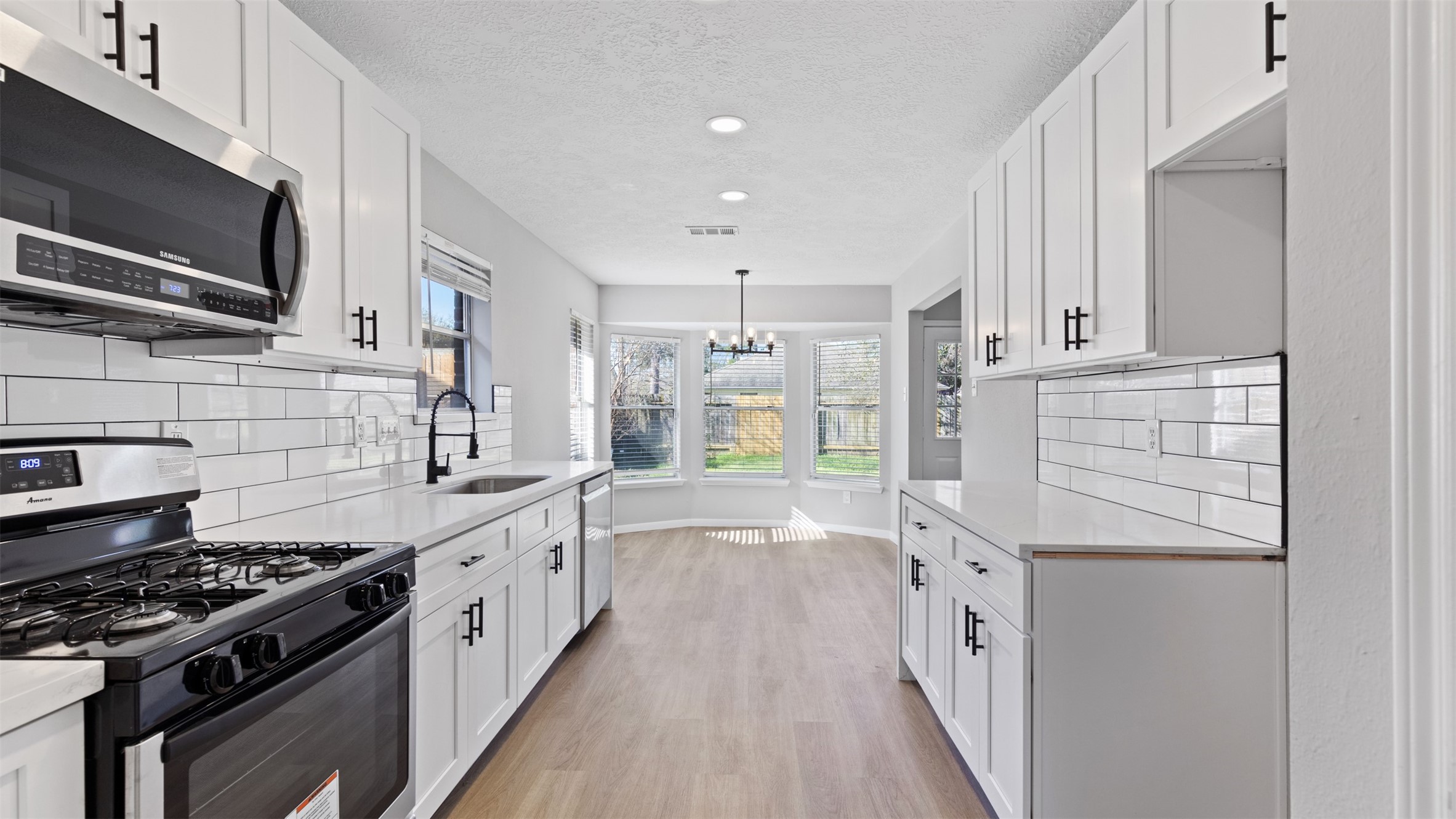 23923 Spring Oak Drive Property Photo 11