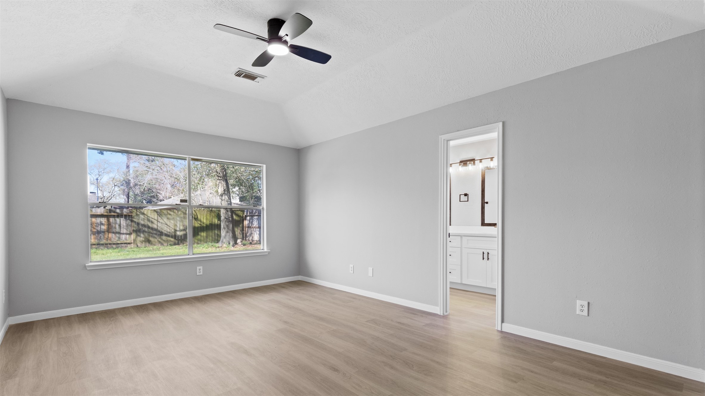 23923 Spring Oak Drive Property Photo 13