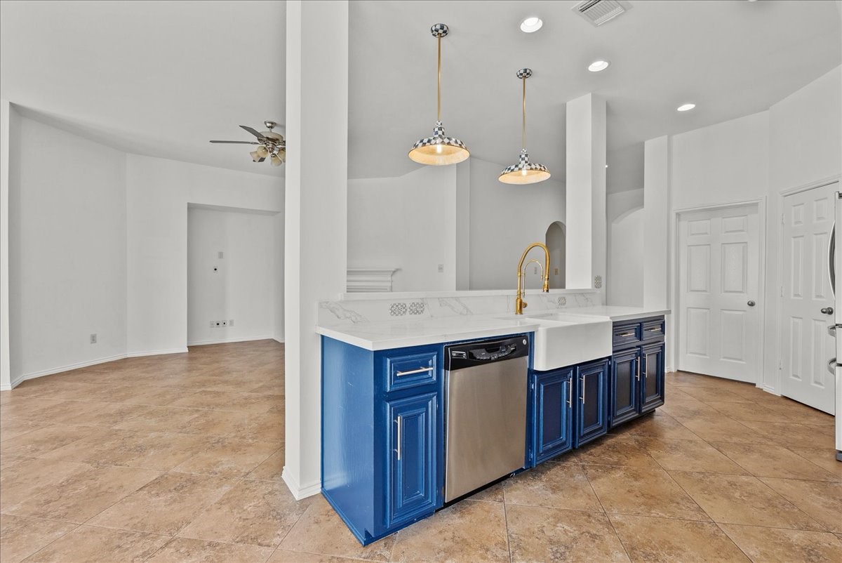 3109 Summerstorm Lane Property Photo 11